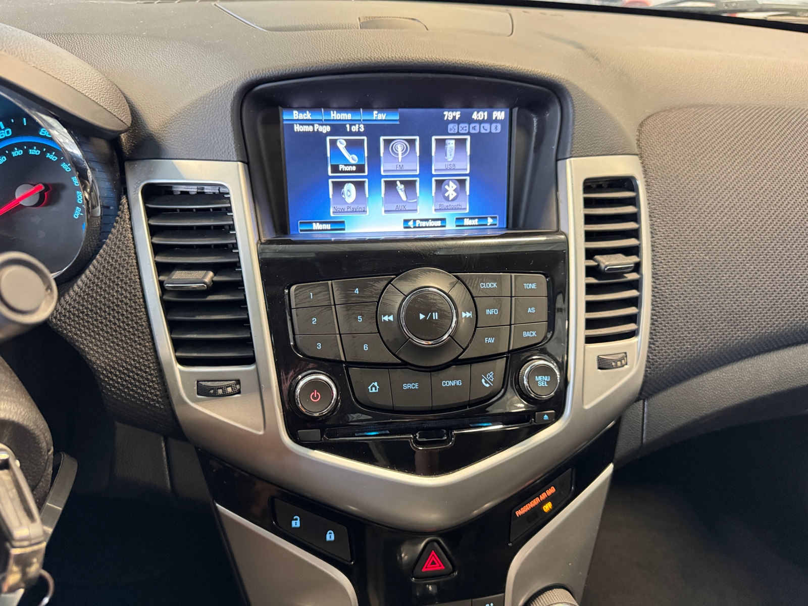 Thumbnail: 2014 Chevrolet Cruze - 3