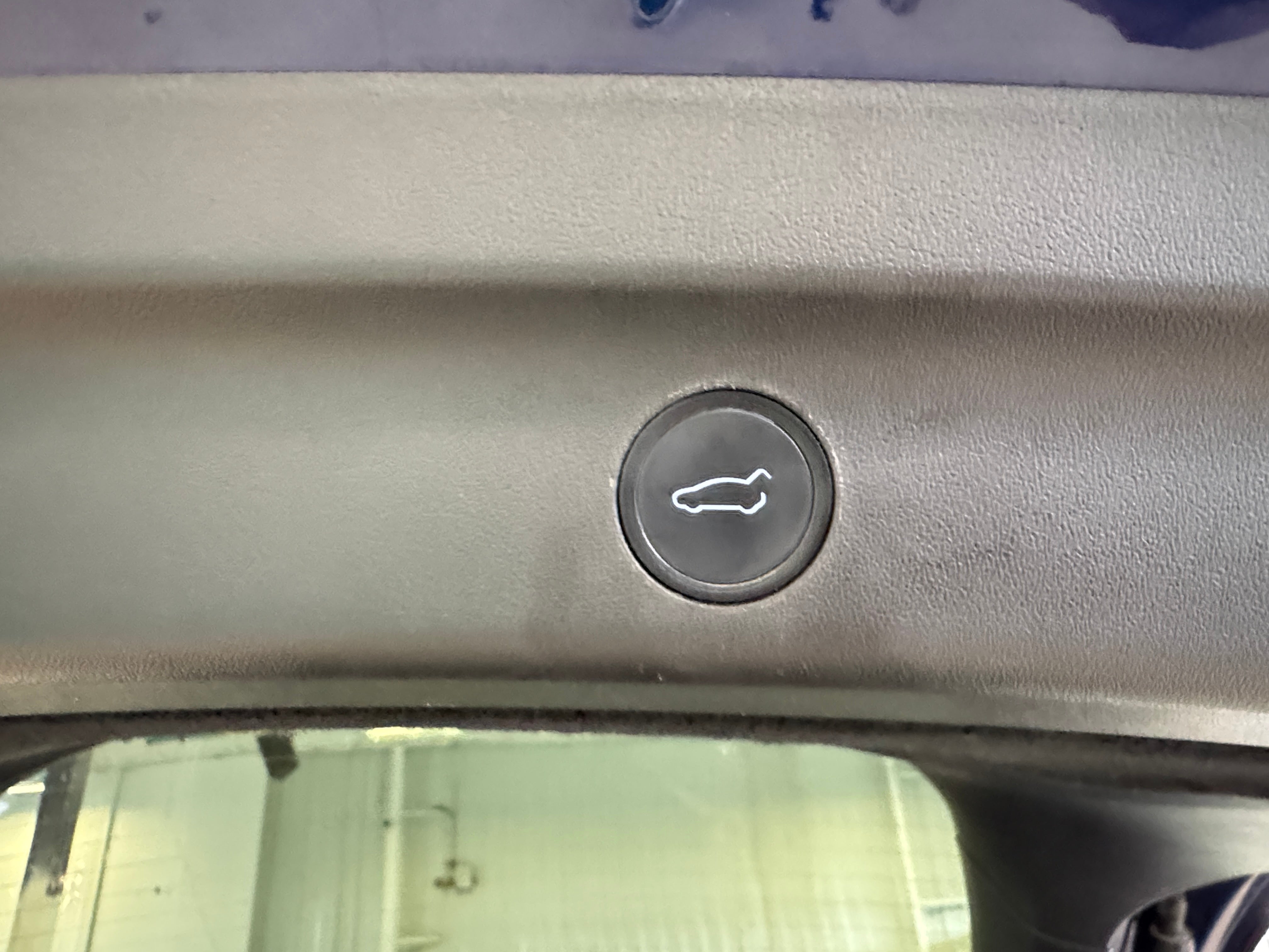 Used 2022 Tesla Model Y Long Range with VIN 7SAYGDEE4NF313817 for sale in Oak Creek, WI