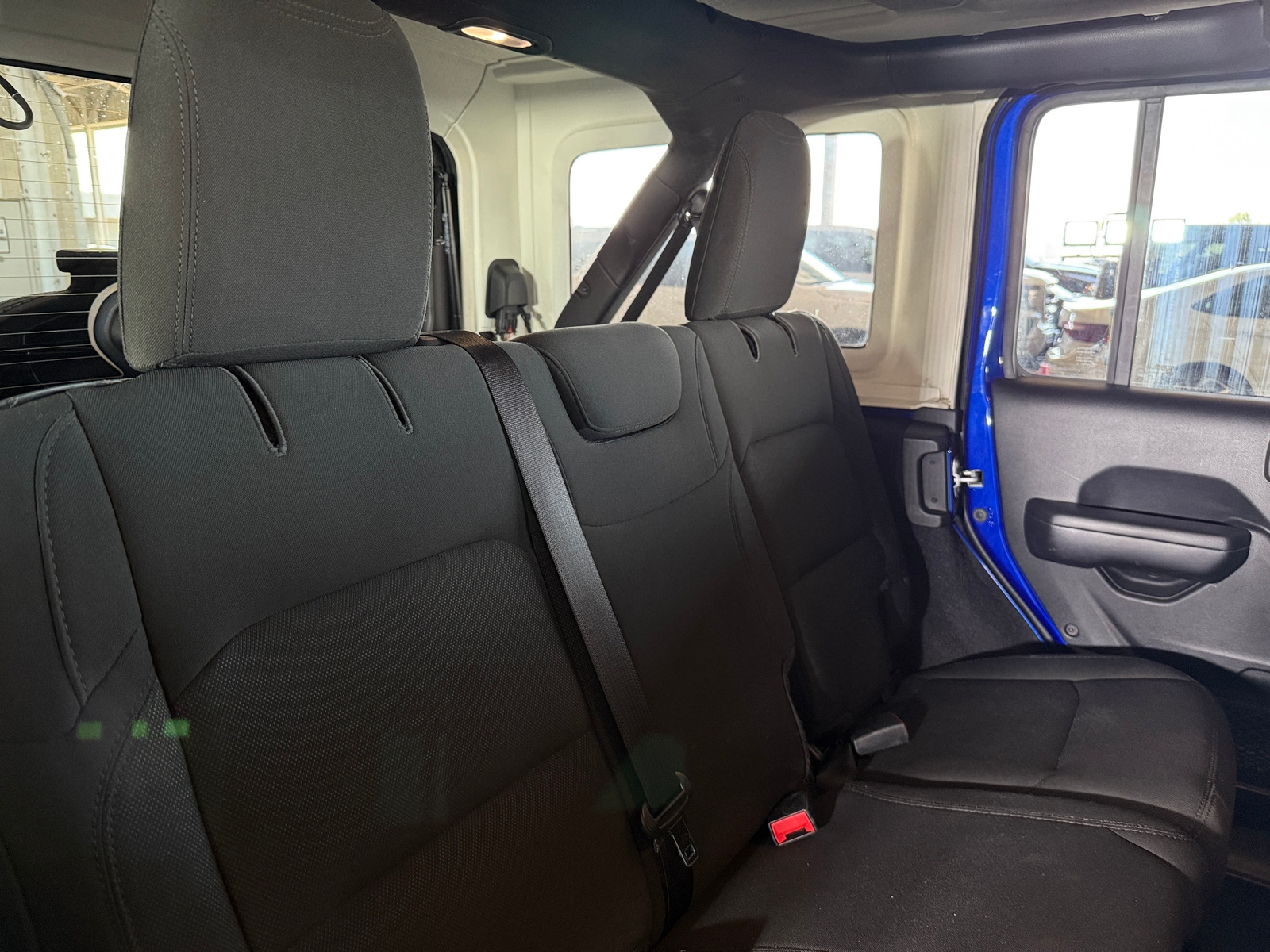 Thumbnail: 2019 Jeep Wrangler - 6