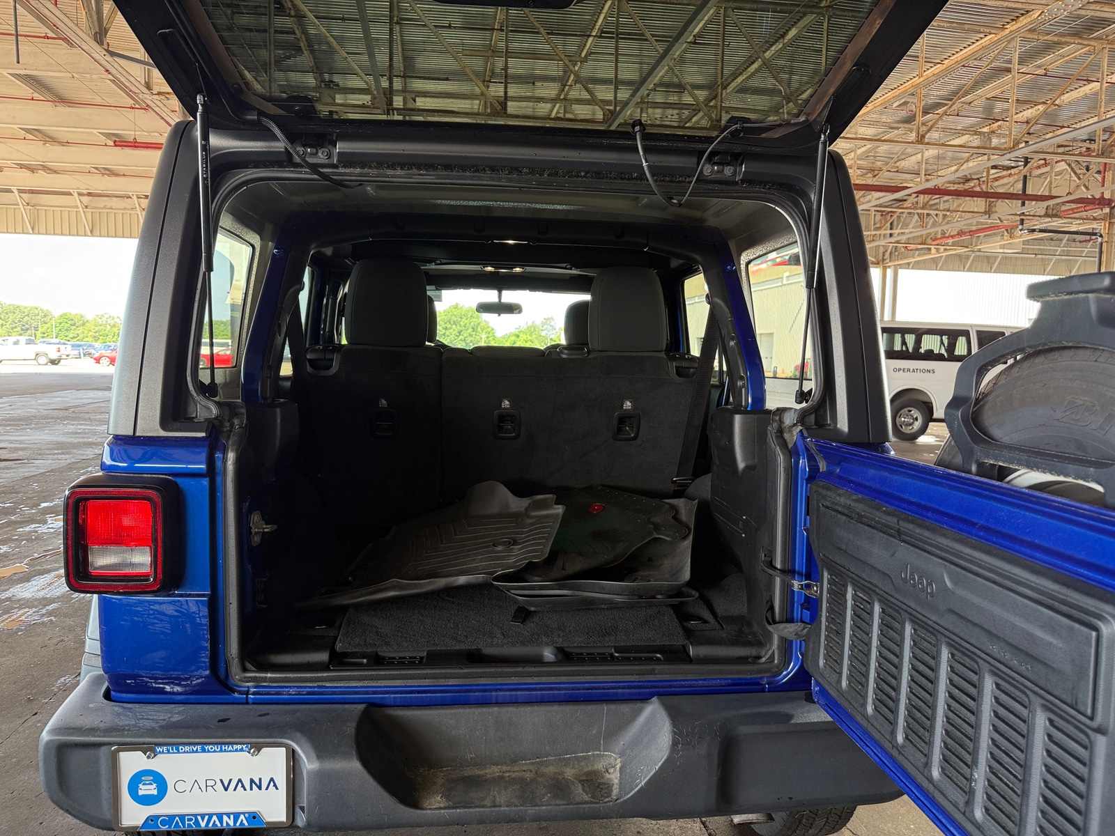 Thumbnail: 2019 Jeep Wrangler - 7