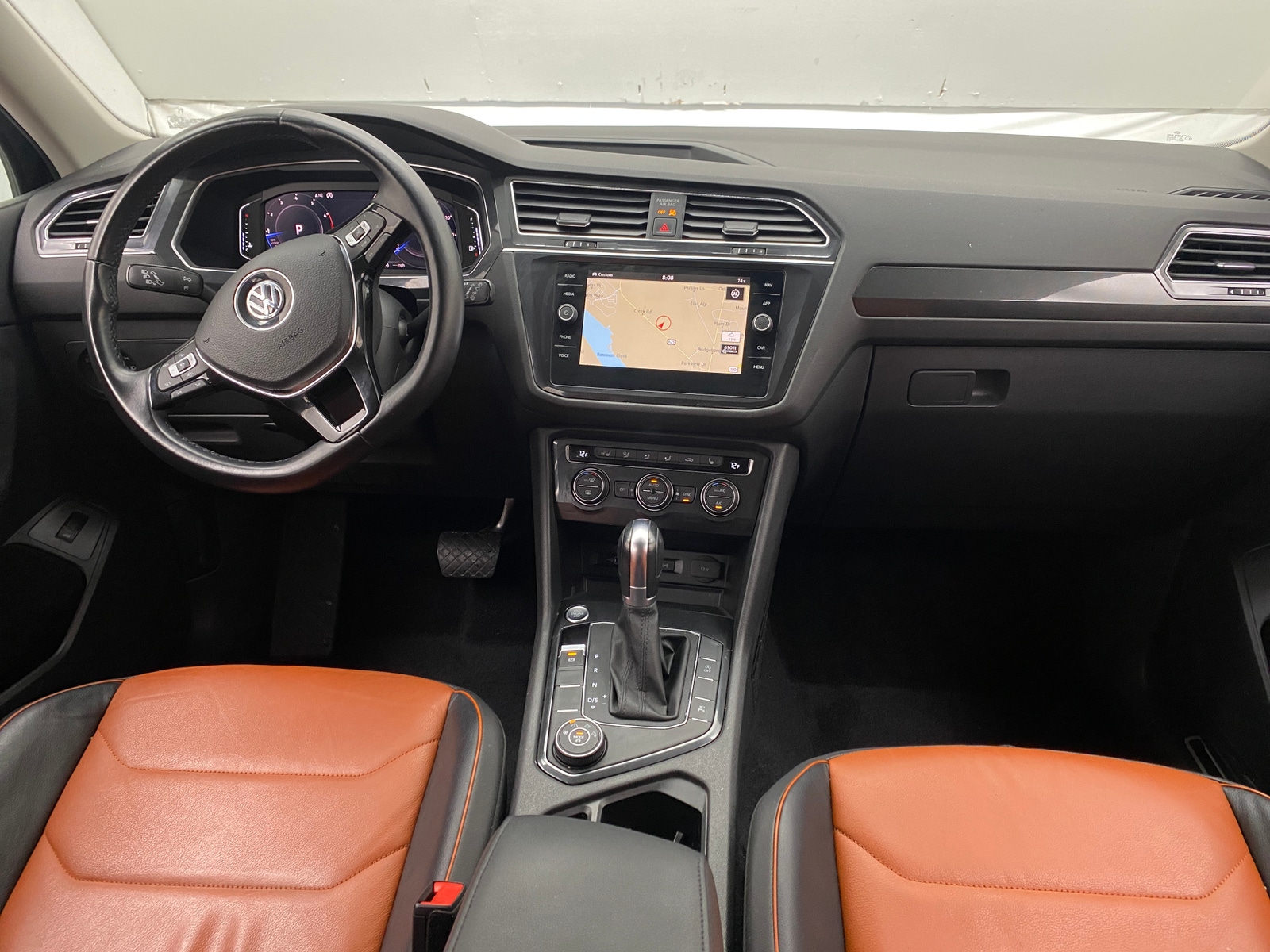 Thumbnail: 2019 Volkswagen Tiguan - 2