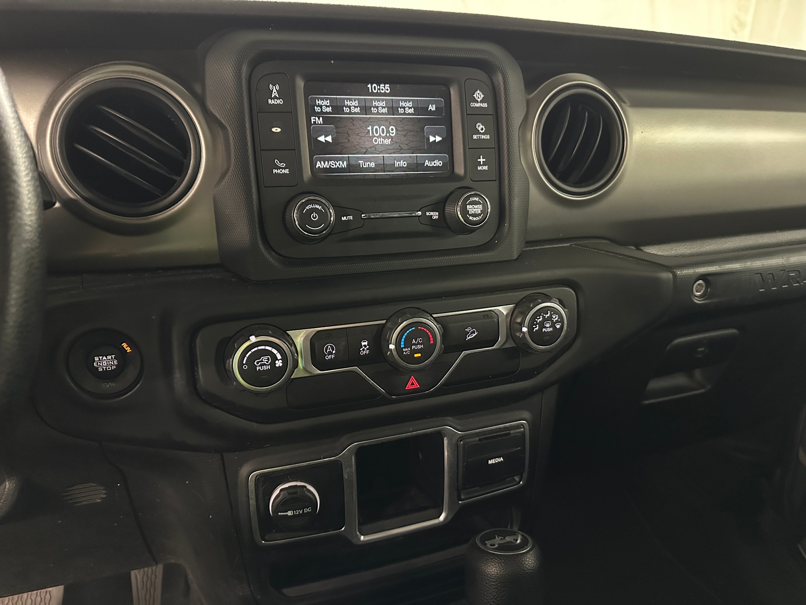 Thumbnail: 2018 Jeep Wrangler - 4