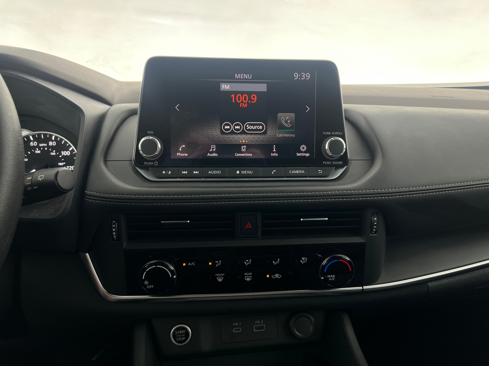 Thumbnail: 2022 Nissan Rogue - 4
