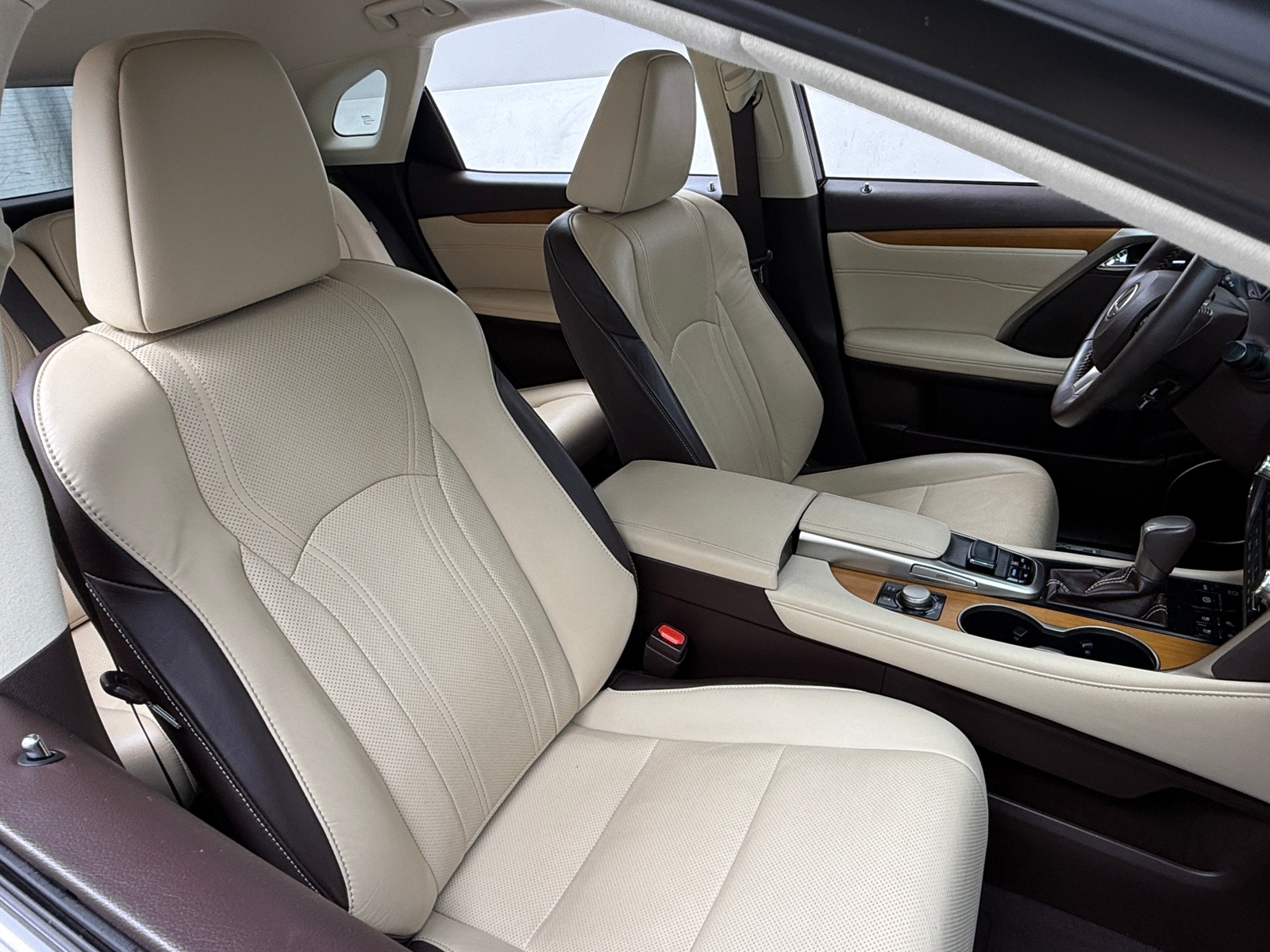 Thumbnail: 2018 Lexus RX - 2
