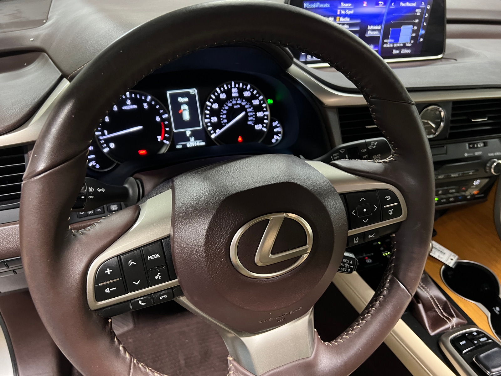 Thumbnail: 2018 Lexus RX - 5