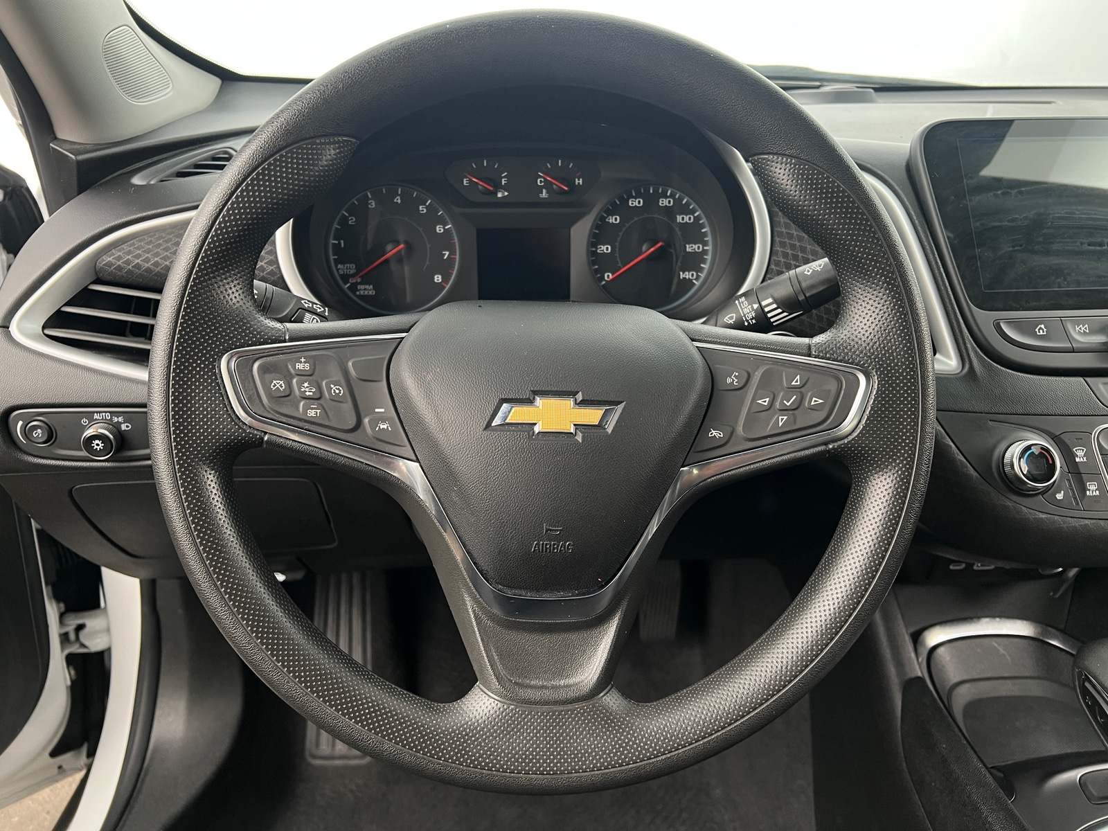 Thumbnail: 2023 Chevrolet Malibu - 5