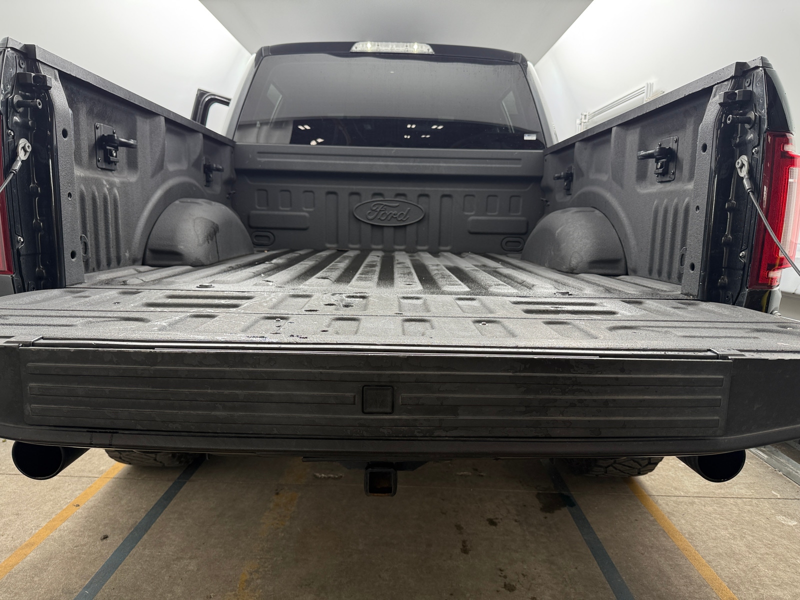 Thumbnail: 2020 Ford Econoline - 7