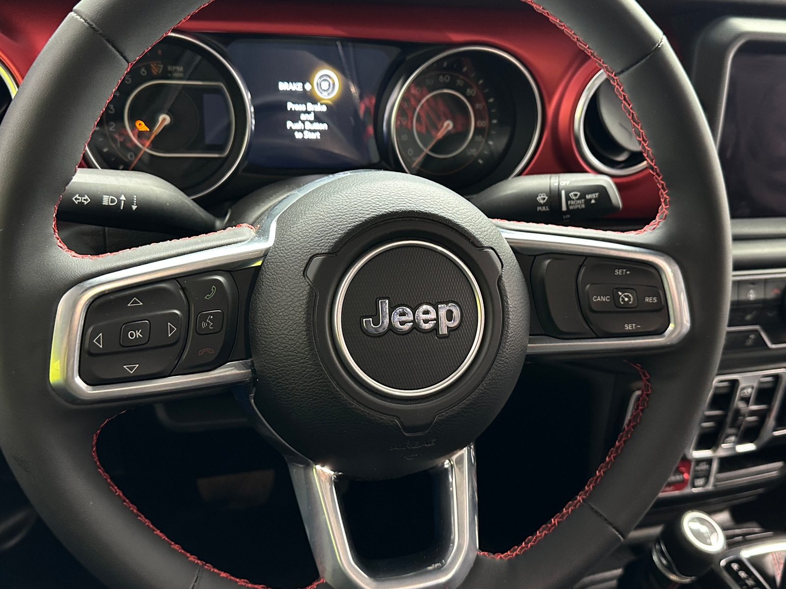 Thumbnail: 2023 Jeep Gladiator - 4