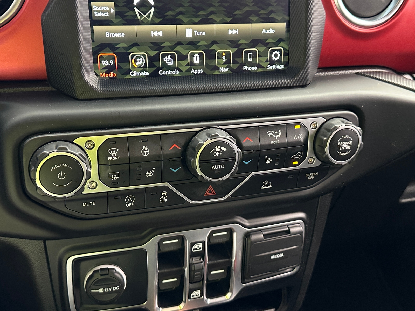 Thumbnail: 2023 Jeep Gladiator - 3