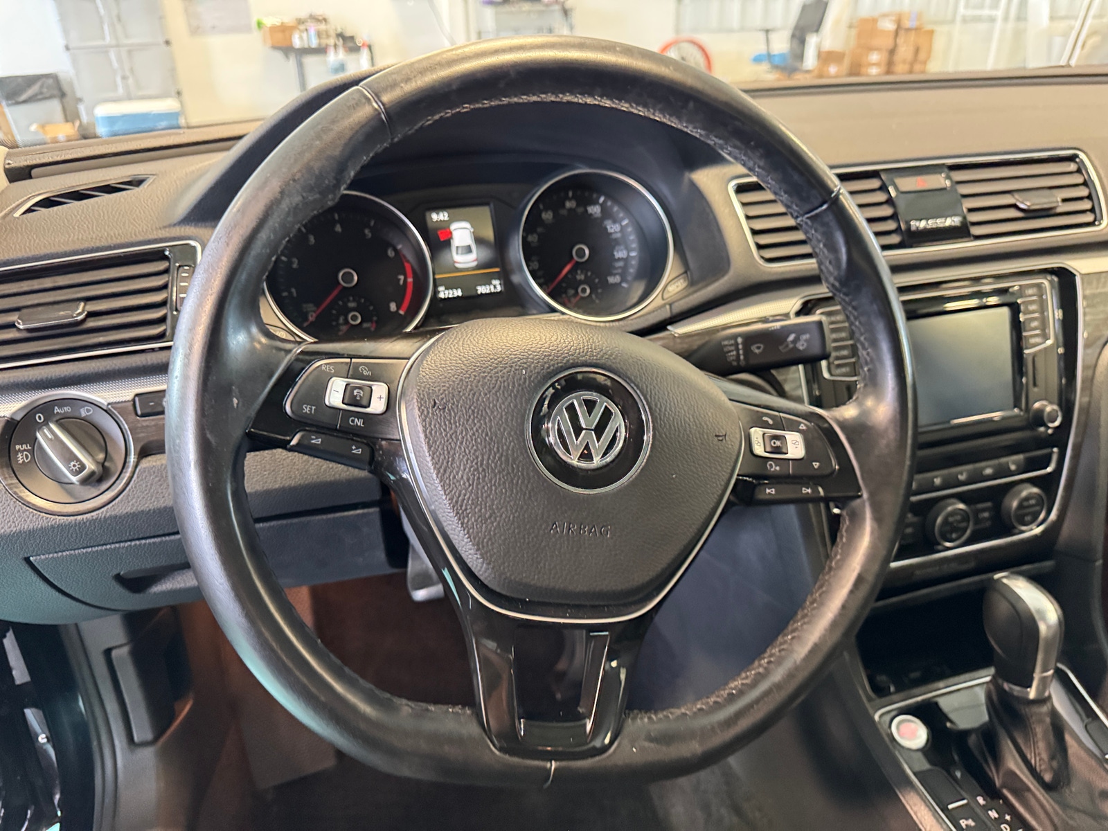 Thumbnail: 2018 Volkswagen Passat - 4
