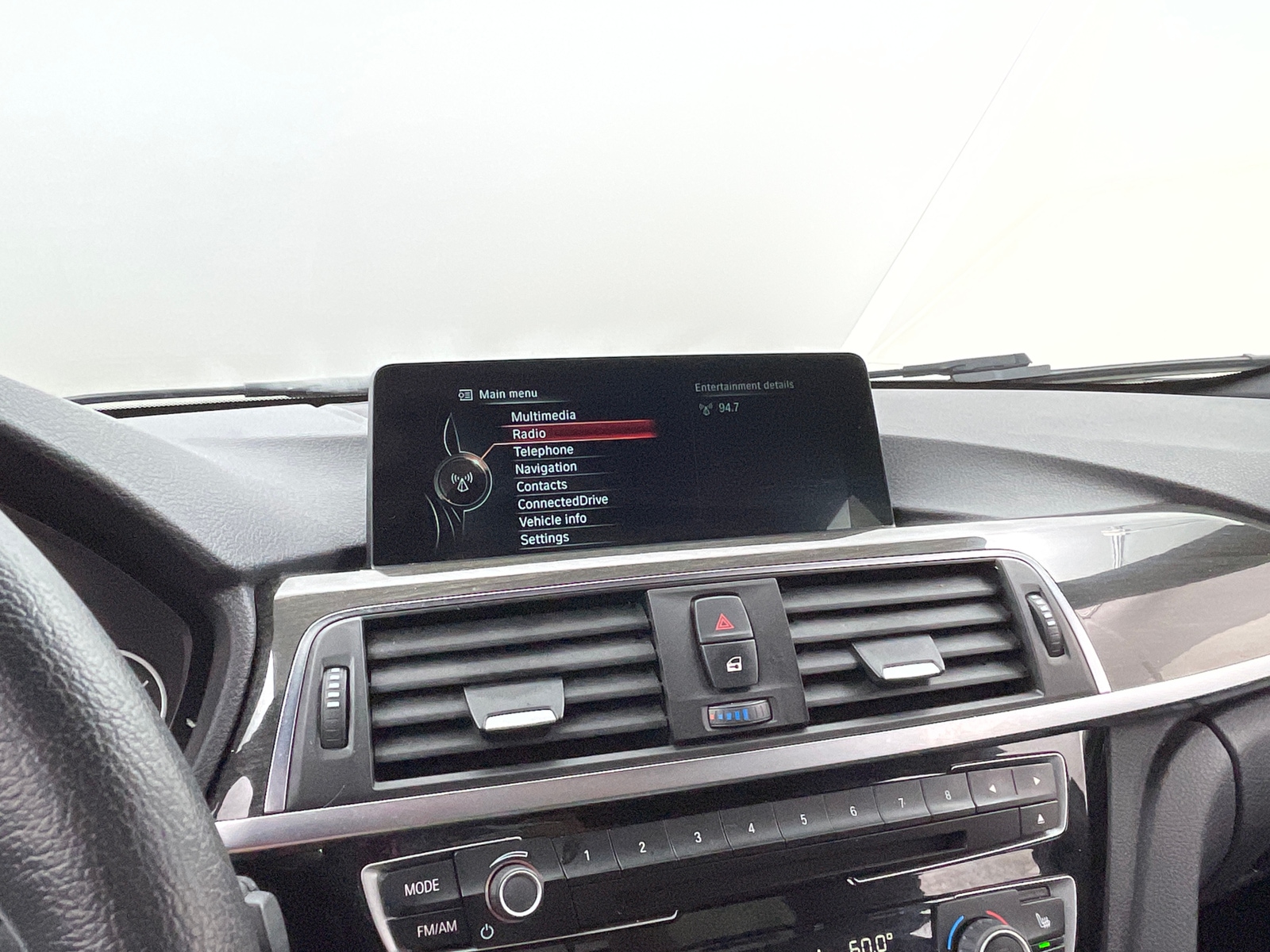 Thumbnail: 2016 BMW 3 Series - 3
