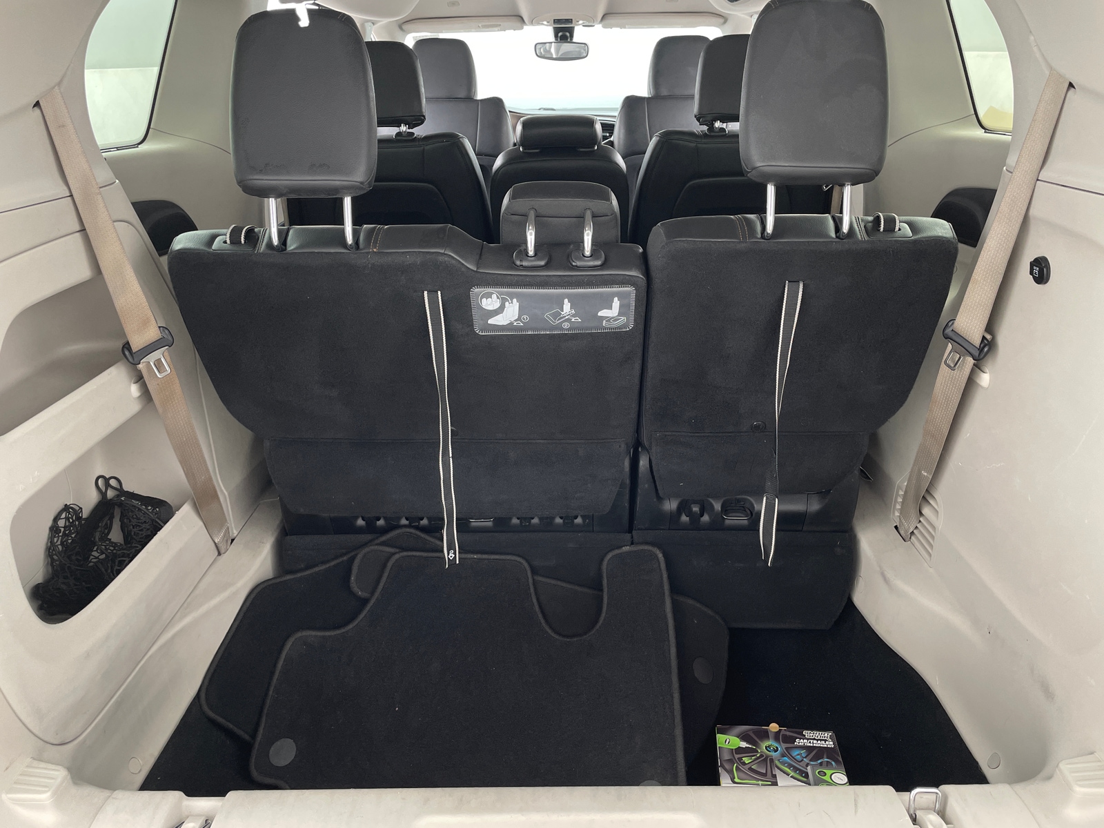 Thumbnail: 2018 Chrysler Pacifica - 6