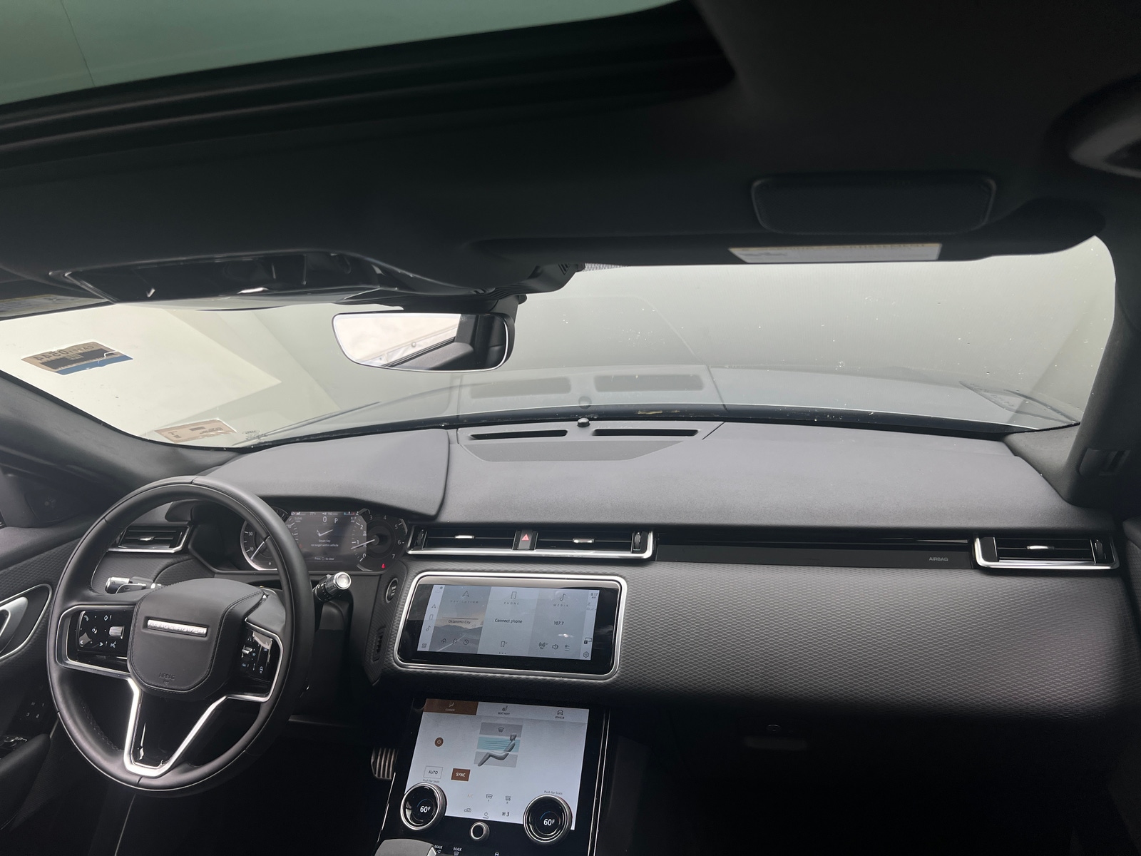 Thumbnail: 2021 Land Rover Range Rover Velar - 2