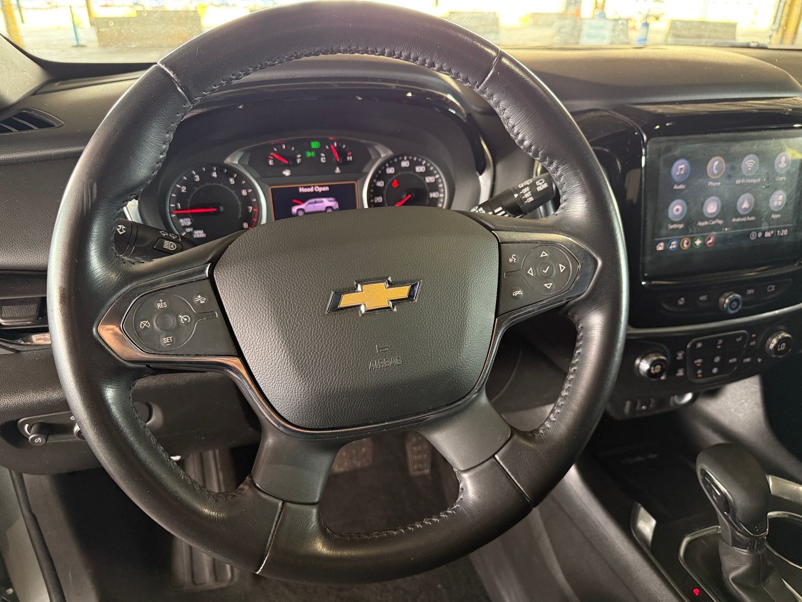 Thumbnail: 2022 Chevrolet Traverse - 5