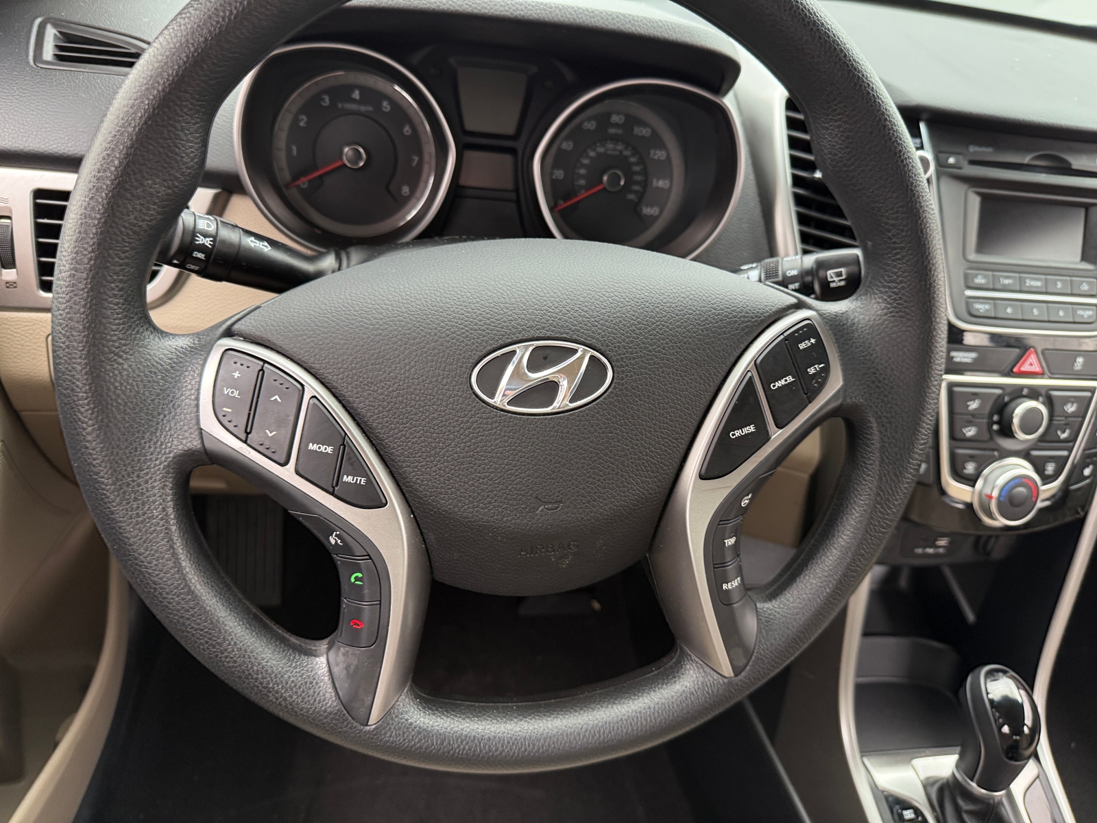 Thumbnail: 2016 Hyundai Elantra - 5