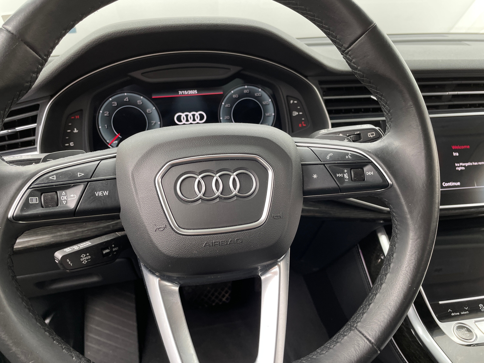 Thumbnail: 2022 Audi Q7 - 4