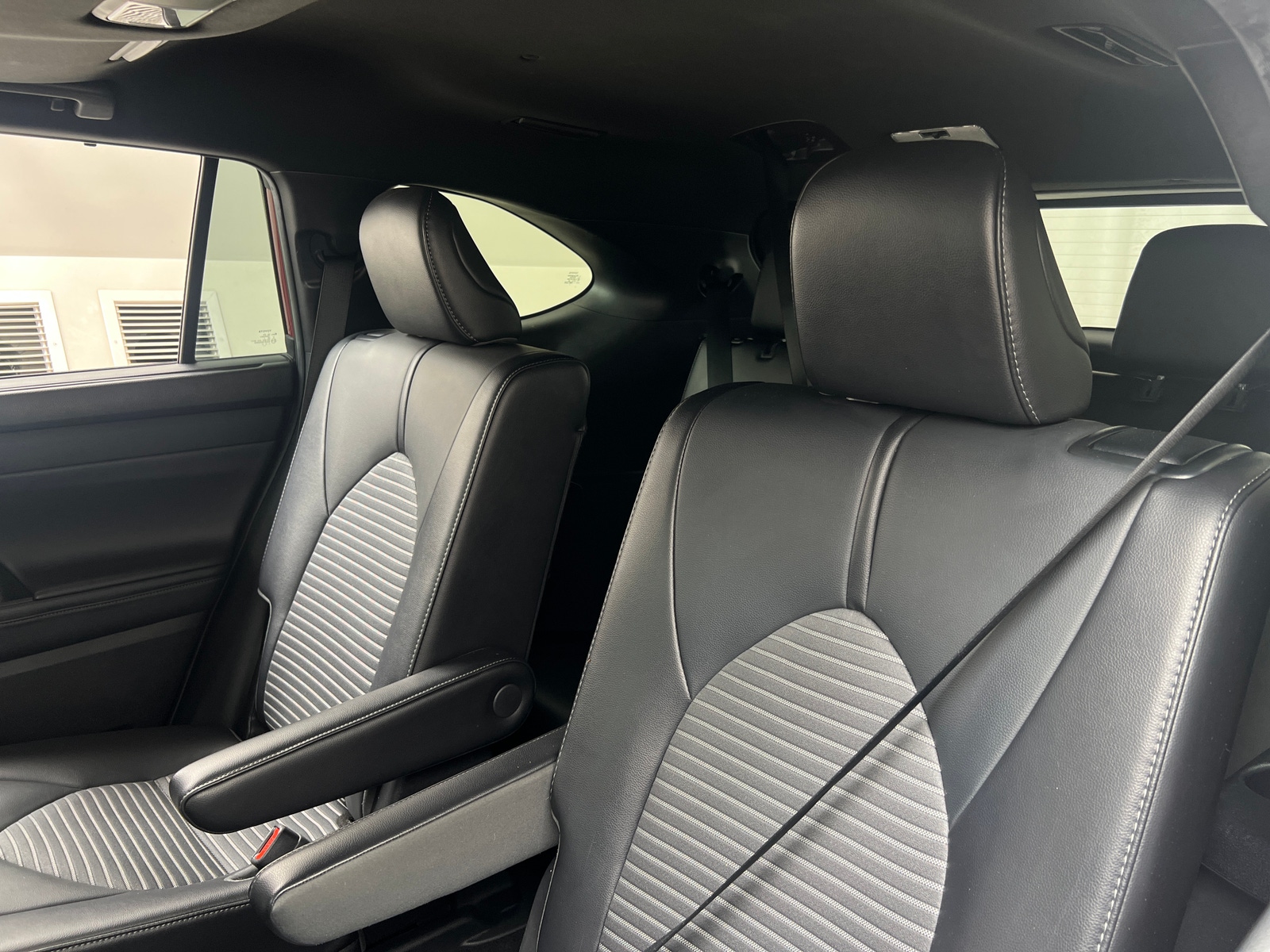 Thumbnail: 2021 Toyota Highlander - 5