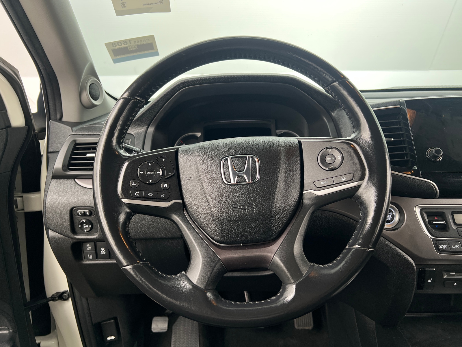 Thumbnail: 2019 Honda Pilot - 4