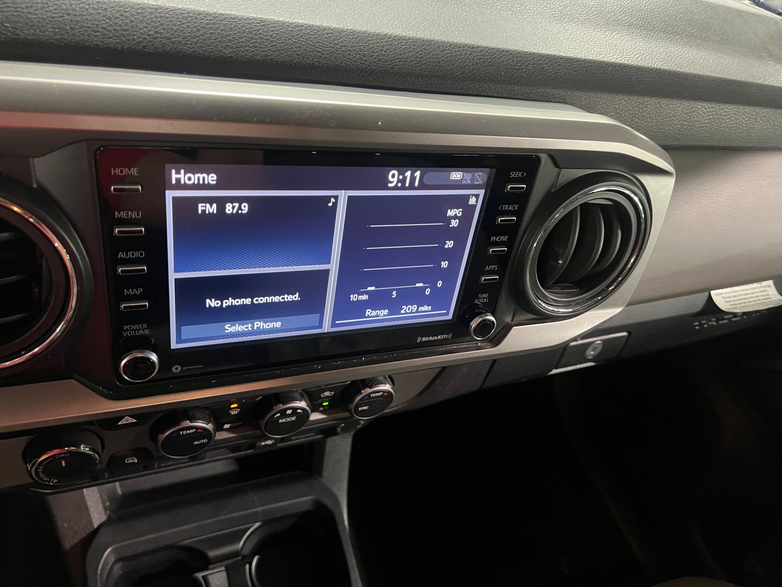 Thumbnail: 2022 Toyota Tacoma - 4