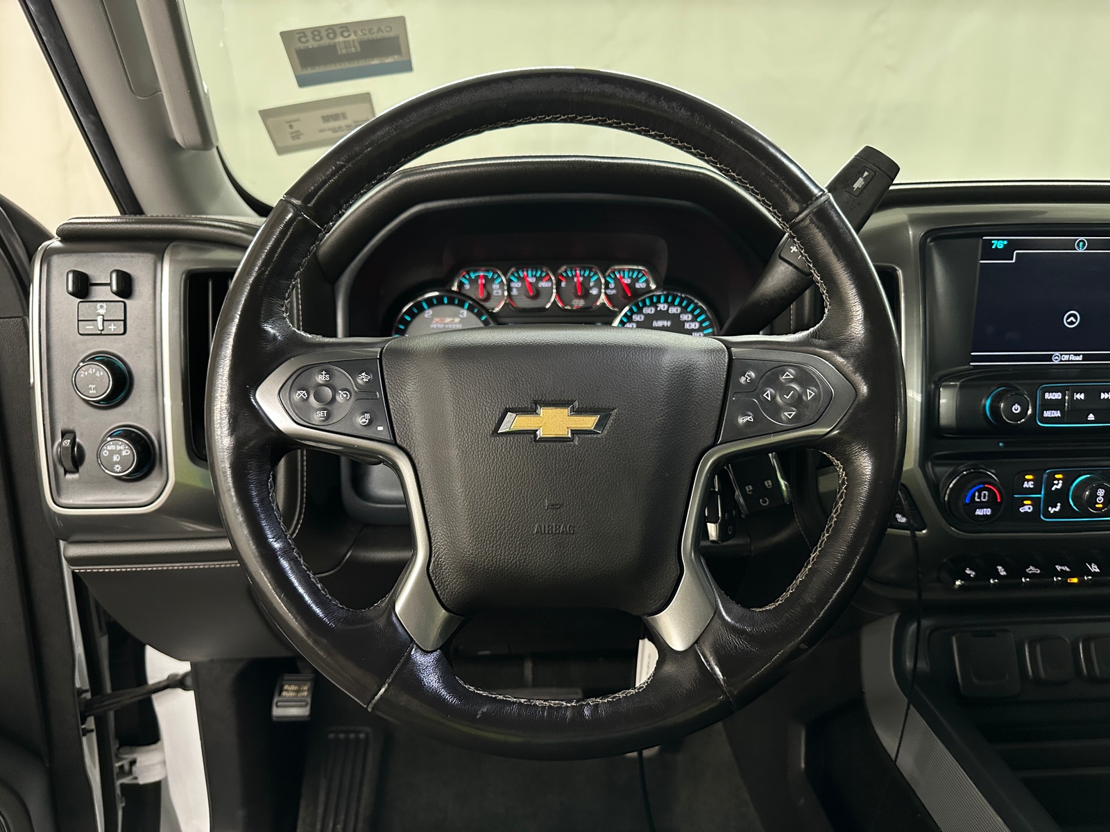 Thumbnail: 2018 Chevrolet Silverado 2500 - 4