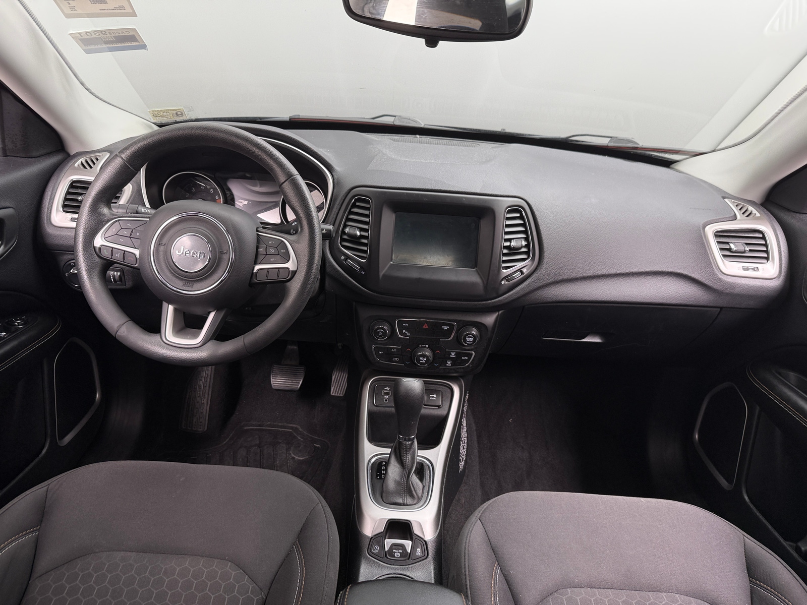 Thumbnail: 2018 Jeep Compass - 3