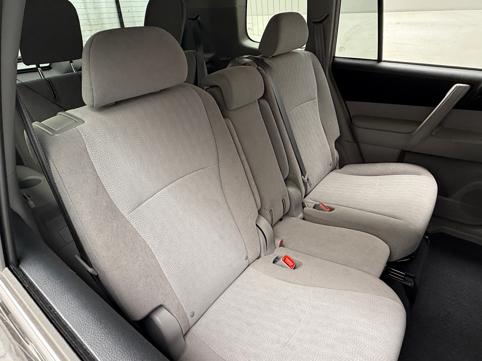 Thumbnail: 2013 Toyota Highlander - 6