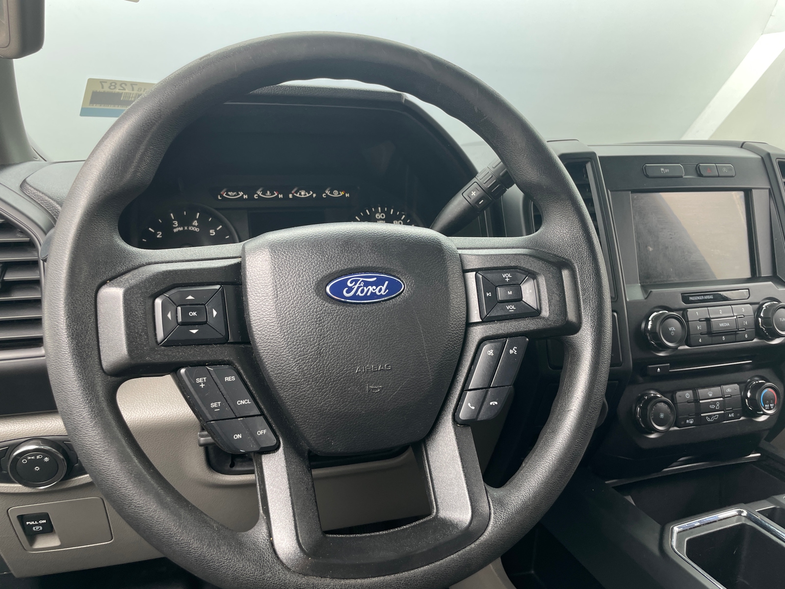 Thumbnail: 2018 Ford Econoline - 5