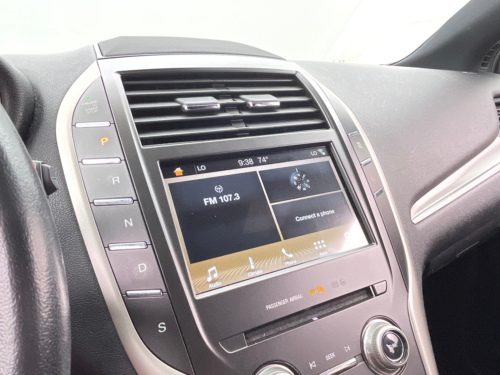 Thumbnail: 2017 Lincoln MKC - 3