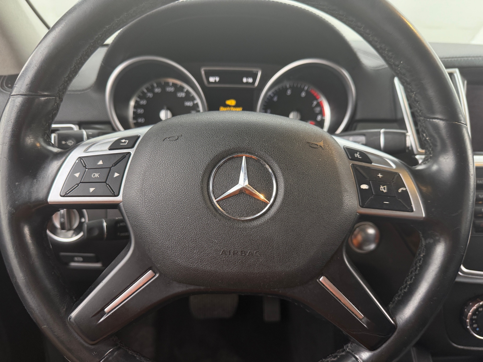 Thumbnail: 2016 Mercedes-Benz GL-Class - 4
