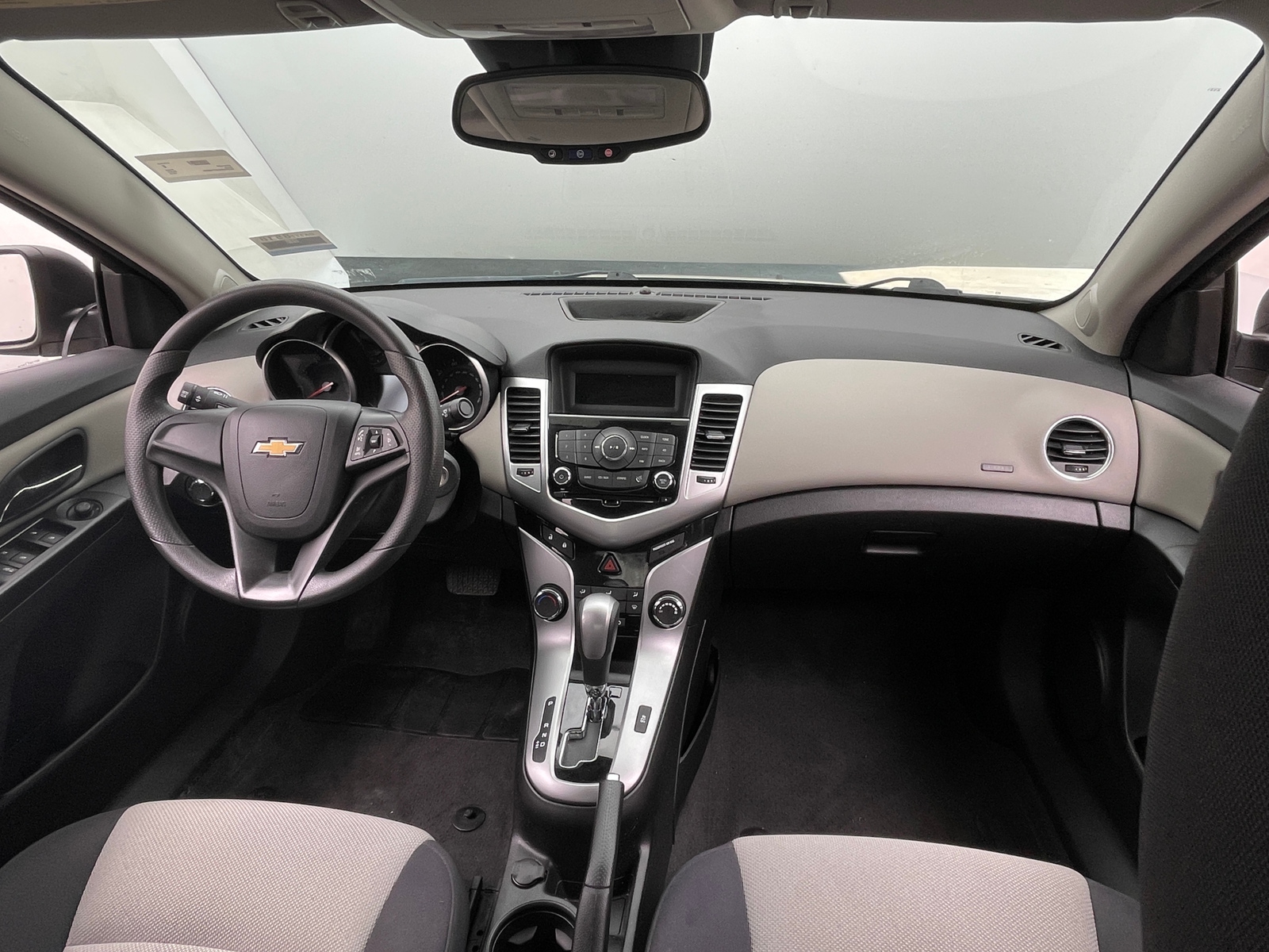 Thumbnail: 2014 Chevrolet Cruze - 3