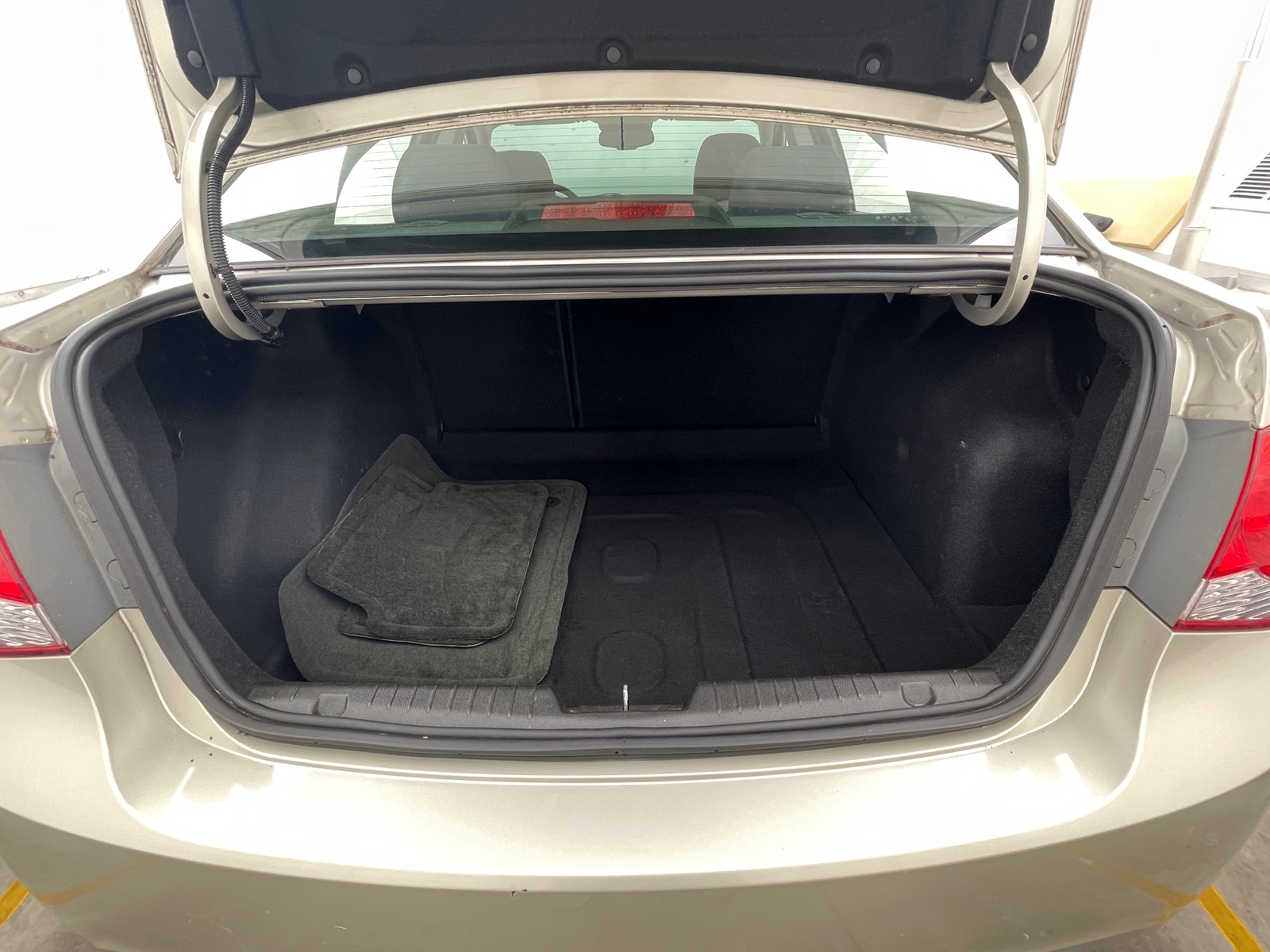 Thumbnail: 2014 Chevrolet Cruze - 7