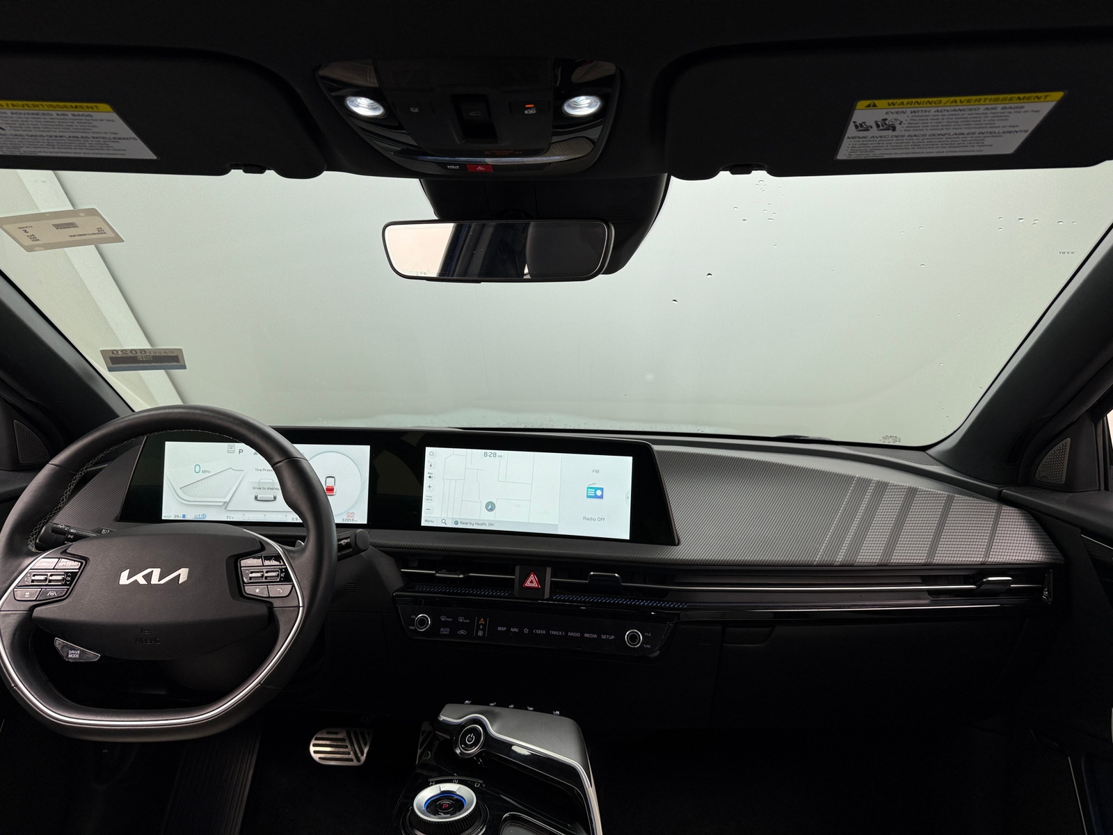 Thumbnail: 2022 Kia EV6 - 3