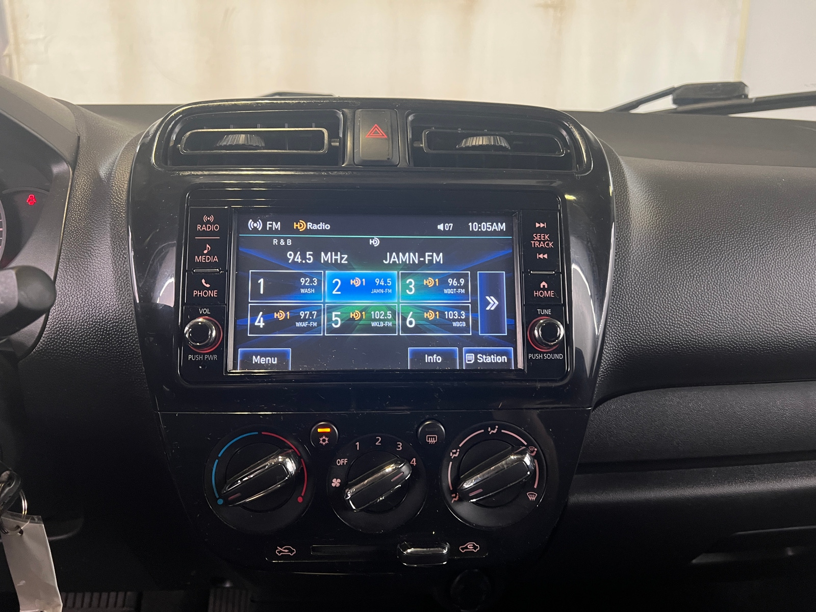 Thumbnail: 2019 Mitsubishi Mirage G4 - 4