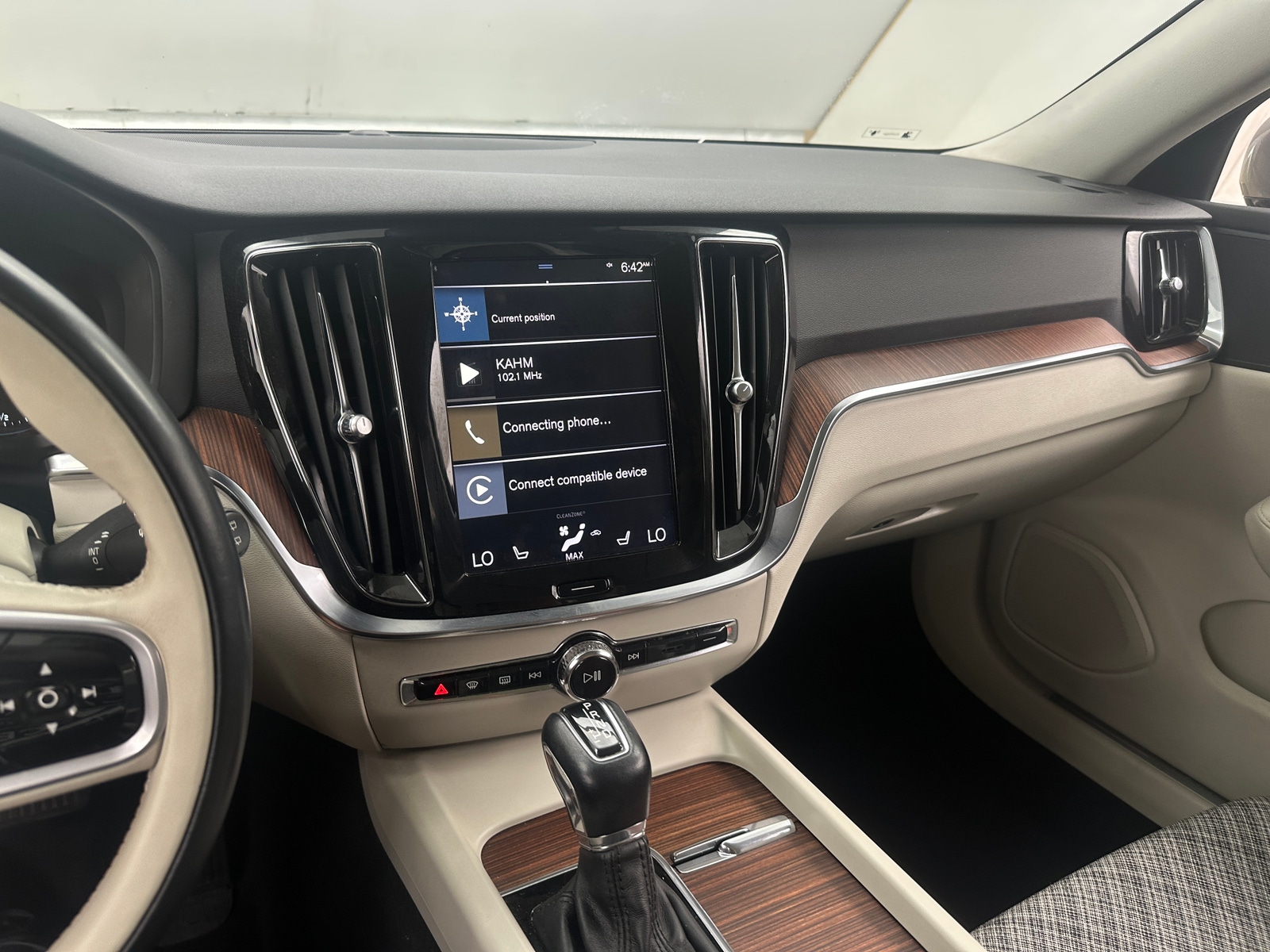 Thumbnail: 2020 Volvo V60 - 3