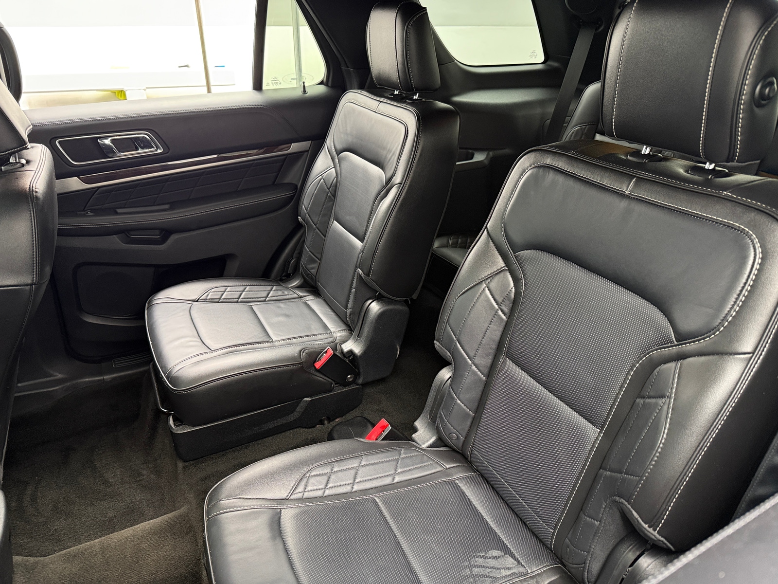 Thumbnail: 2018 Ford Explorer - 5