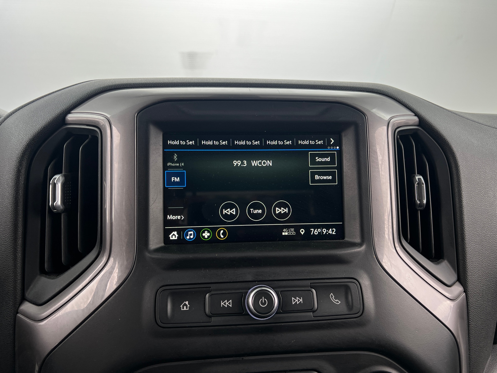 Thumbnail: 2019 Chevrolet Silverado 1500 - 4