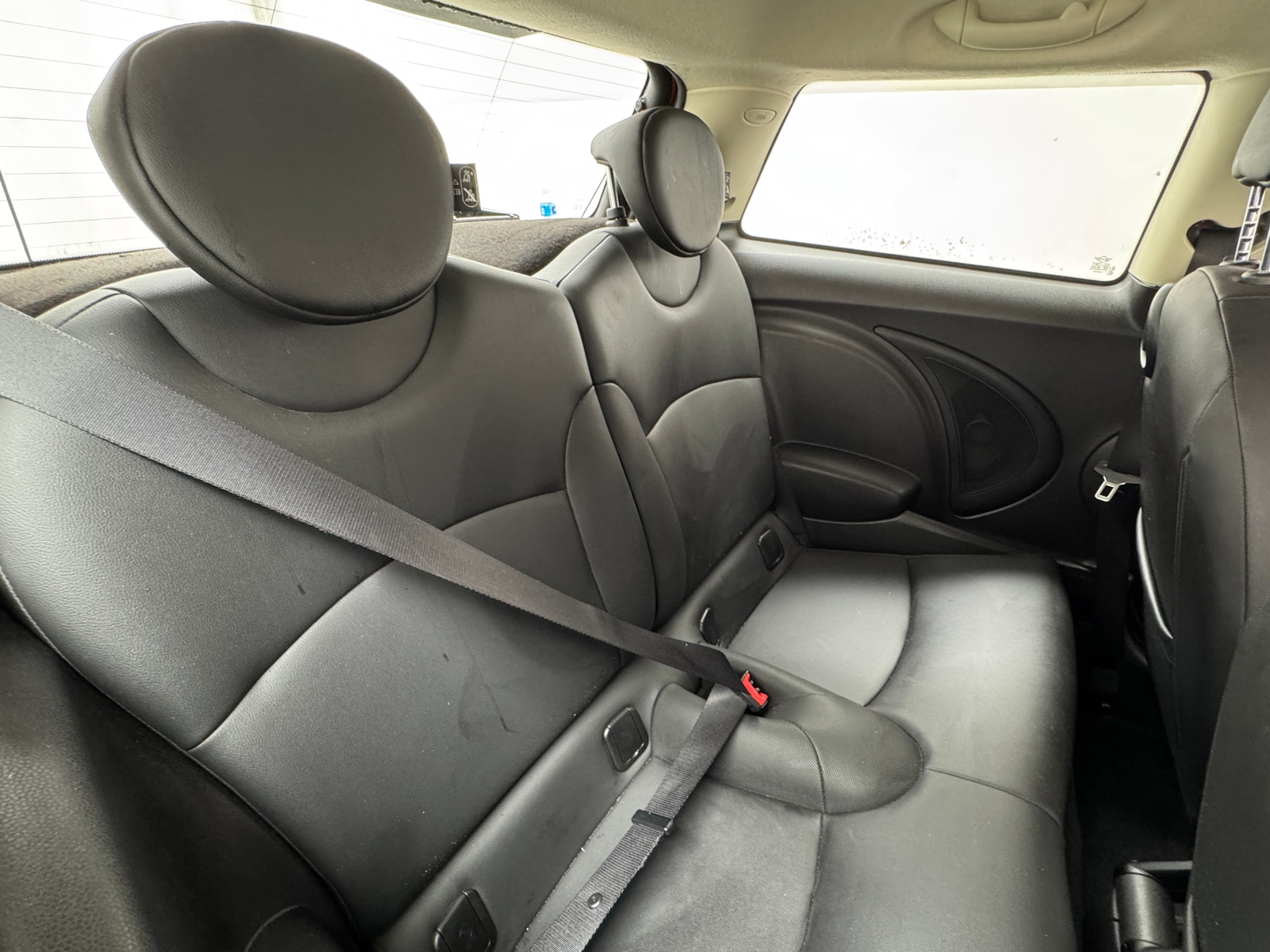 Thumbnail: 2012 MINI Cooper Hardtop - 5