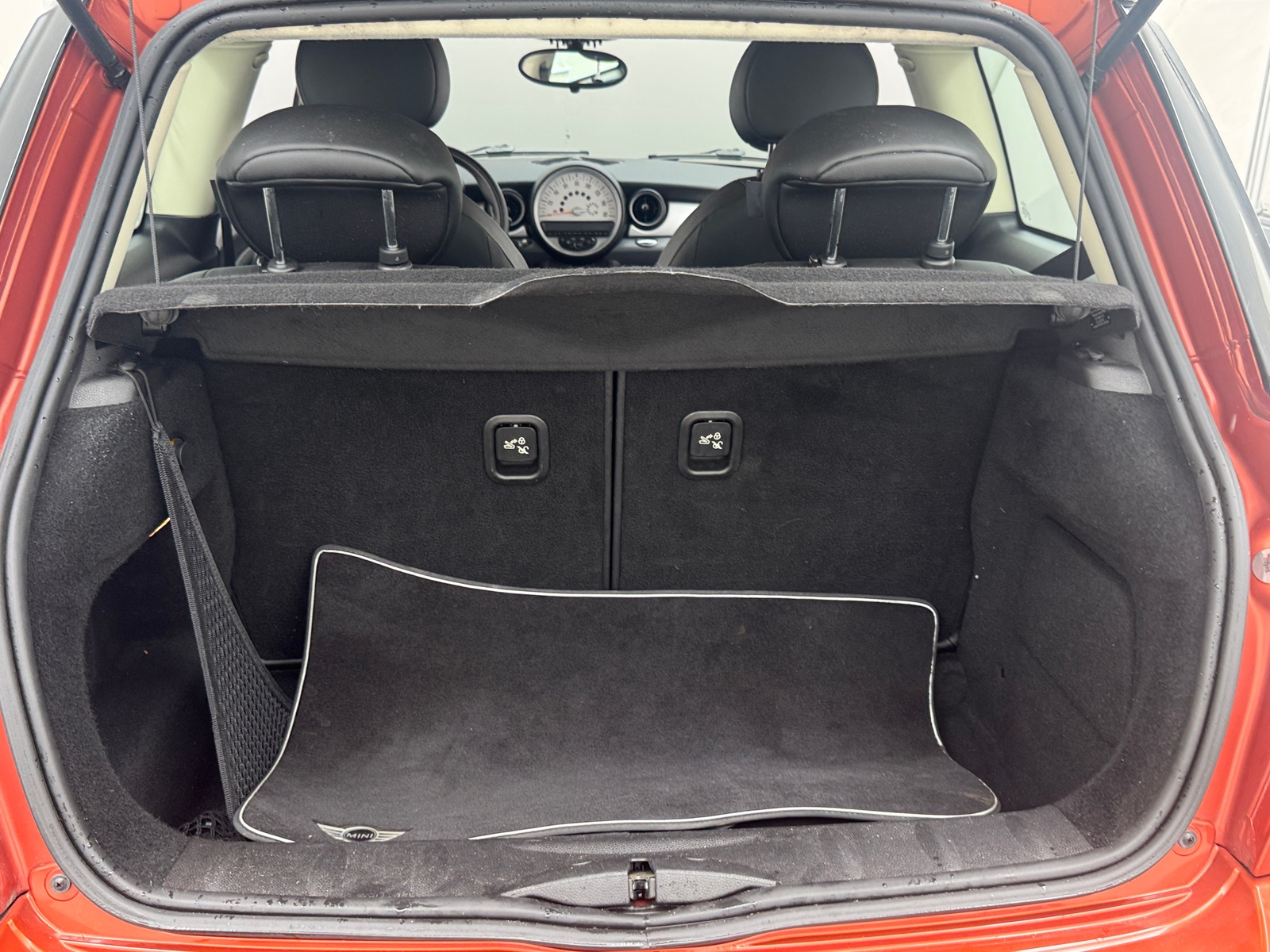 Thumbnail: 2012 MINI Cooper Hardtop - 6