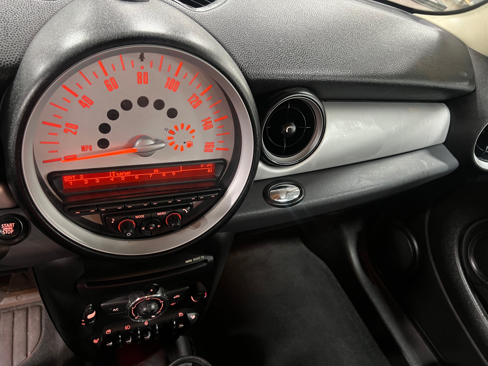 Thumbnail: 2012 MINI Cooper Hardtop - 3