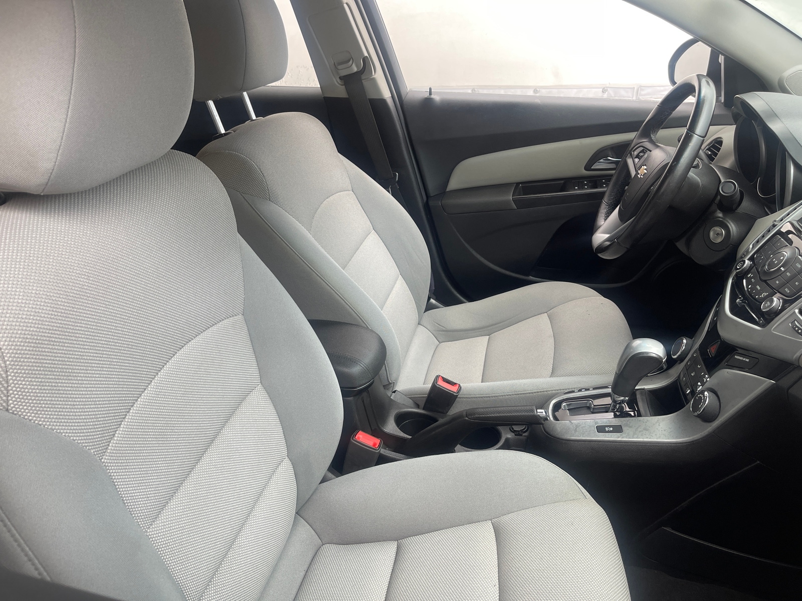 Thumbnail: 2014 Chevrolet Cruze - 2