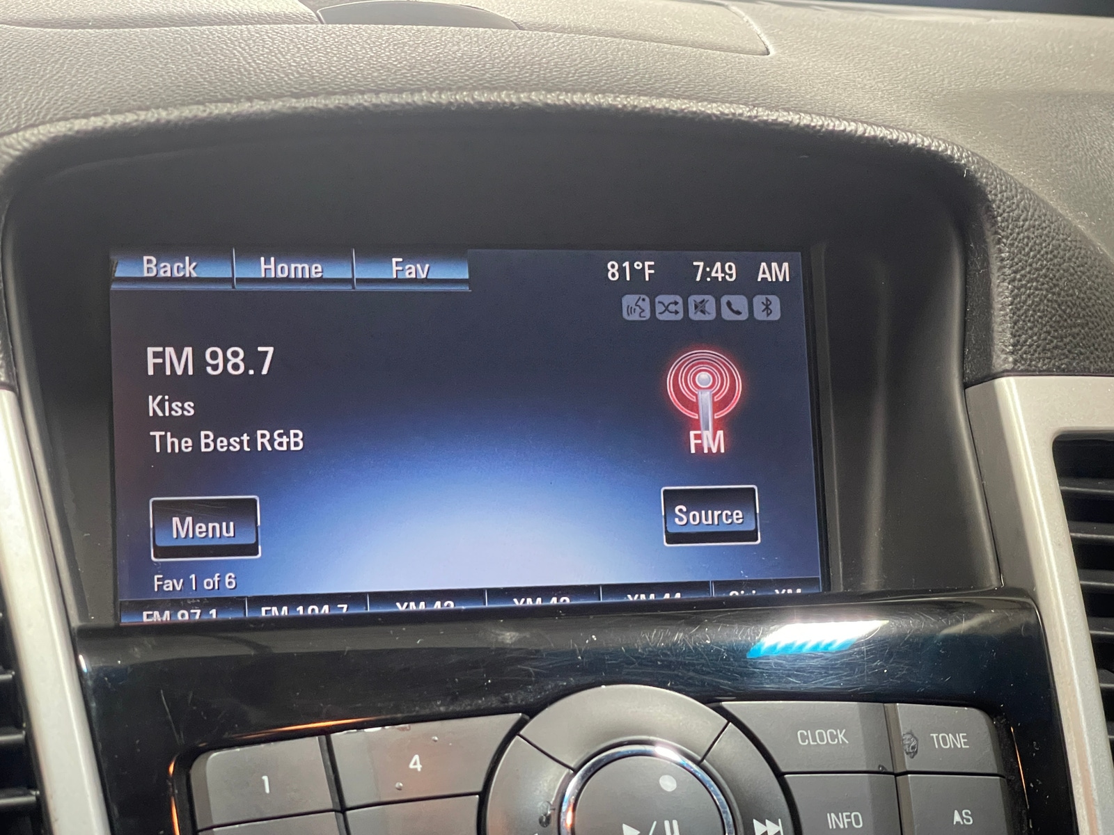 Thumbnail: 2014 Chevrolet Cruze - 4