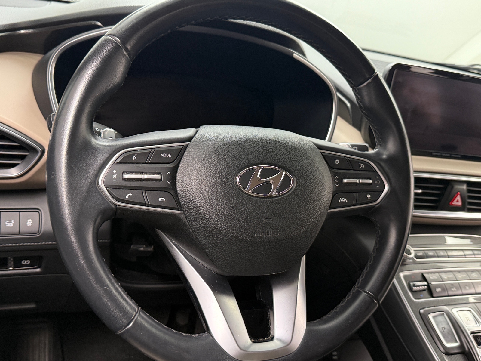 Thumbnail: 2023 Hyundai Santa Fe - 4