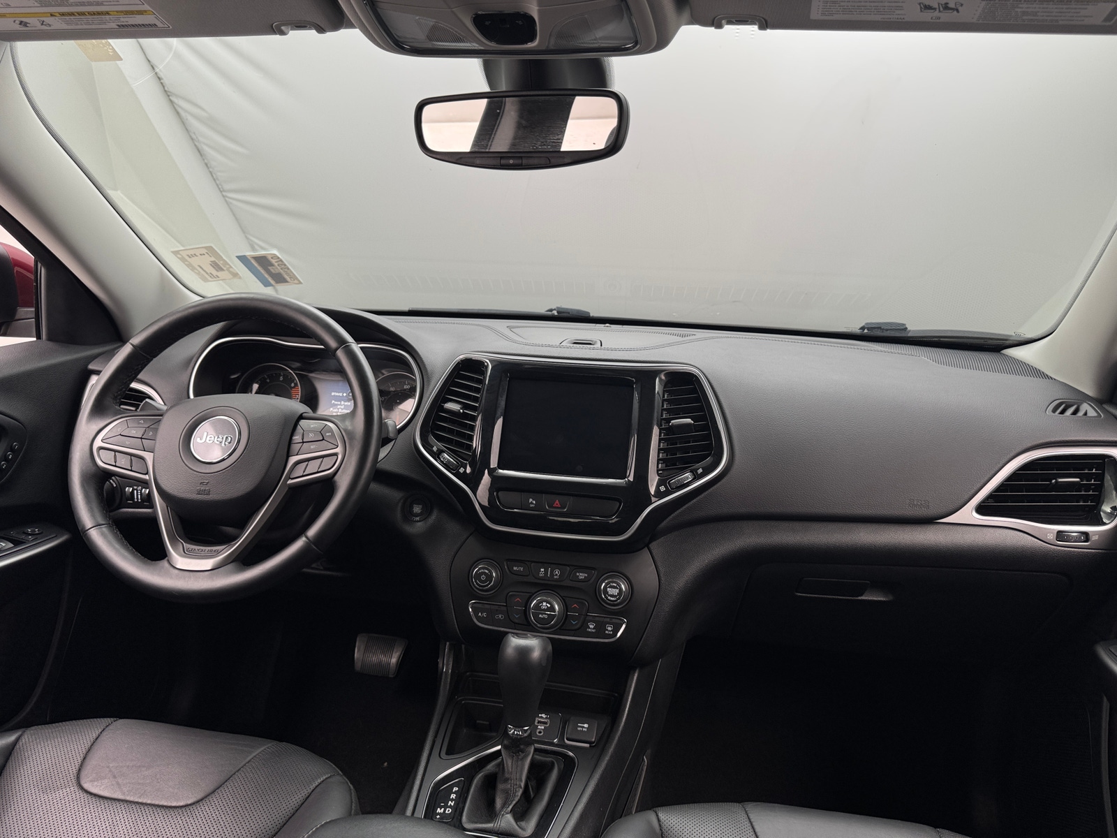 Thumbnail: 2019 Jeep Cherokee - 2
