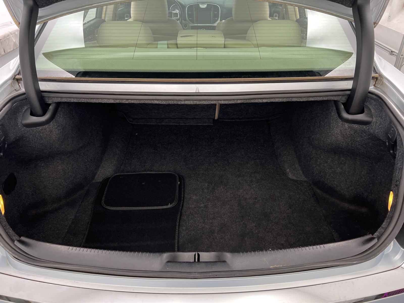 Thumbnail: 2013 Chrysler 300 - 6