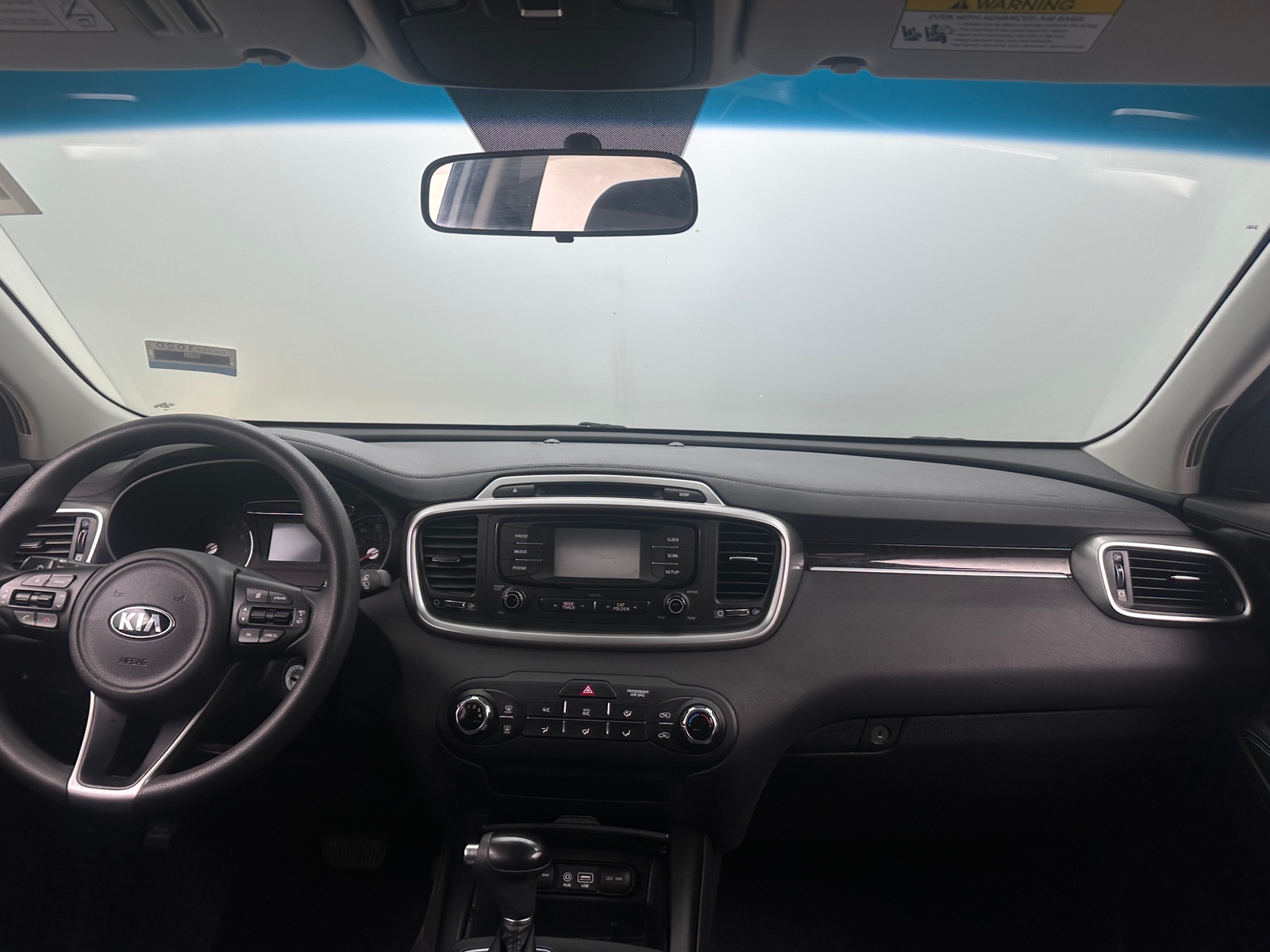 Thumbnail: 2017 Kia Sorento - 3