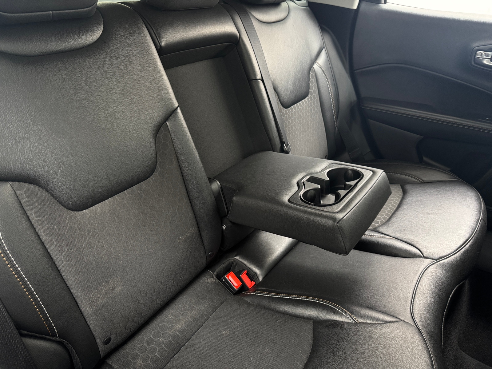 Thumbnail: 2020 Jeep Compass - 6