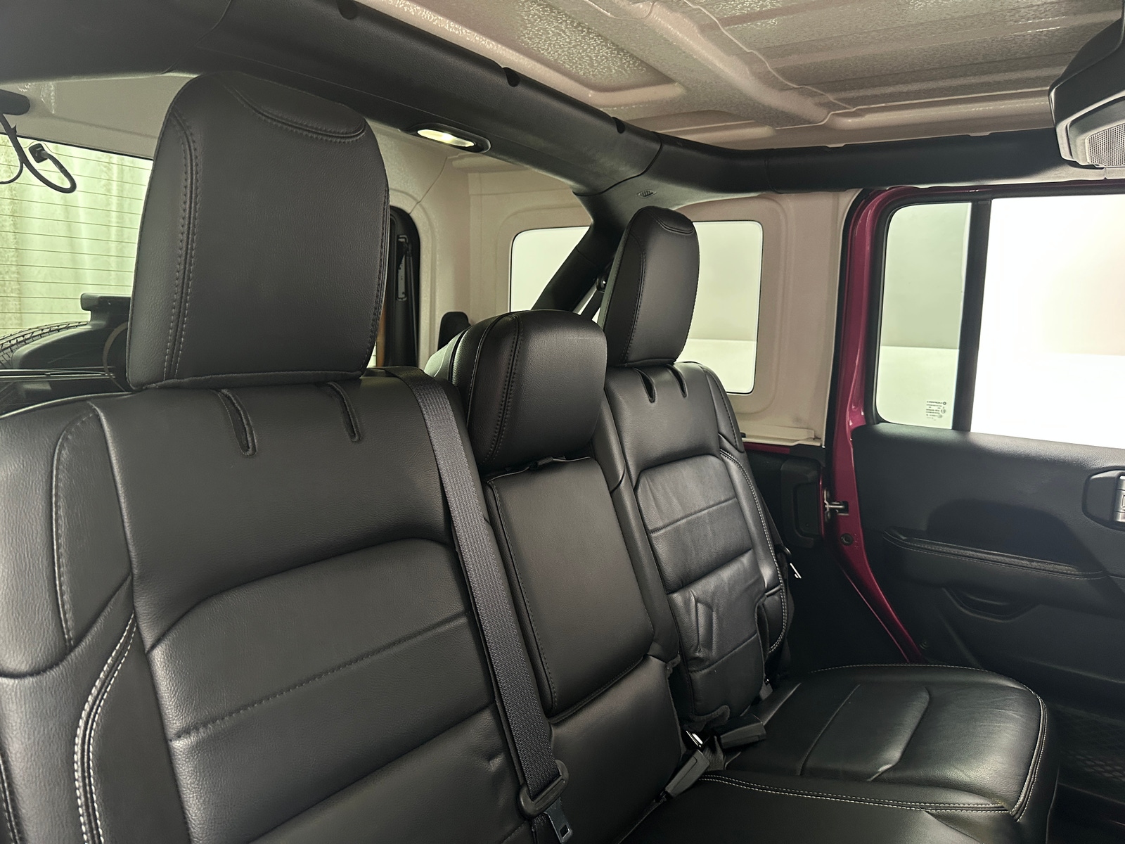 Thumbnail: 2022 Jeep Wrangler - 5