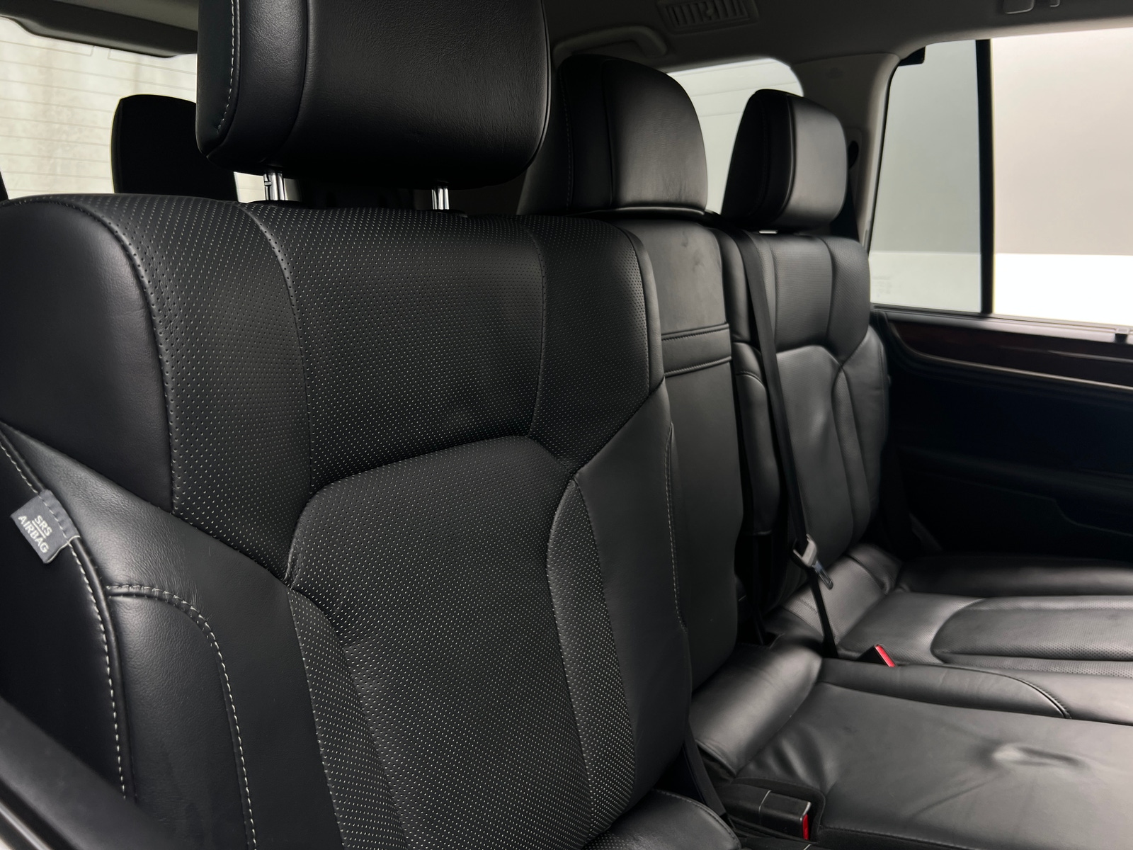 Thumbnail: 2019 Lexus LX - 5