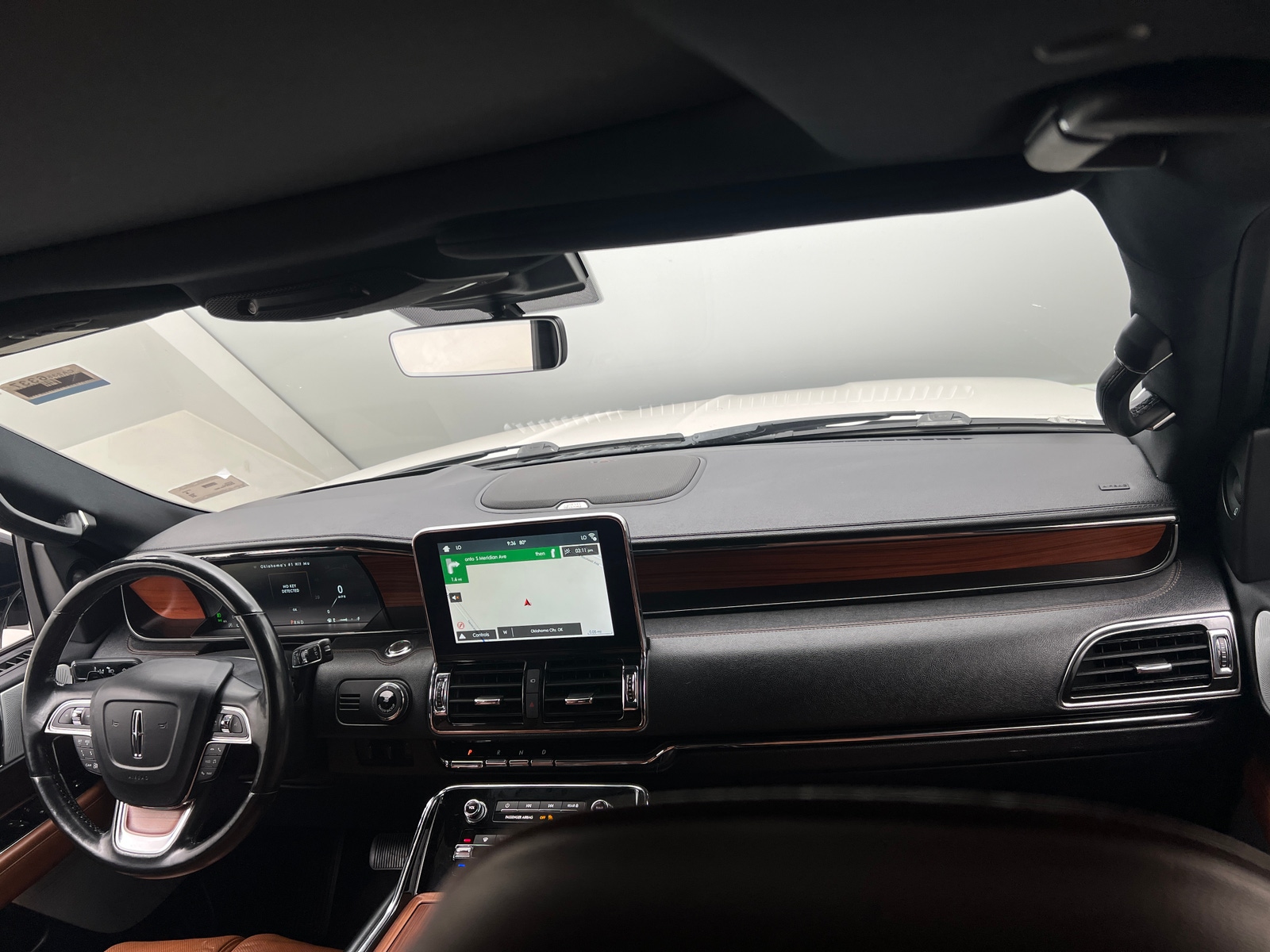 Thumbnail: 2018 Lincoln Navigator L - 2