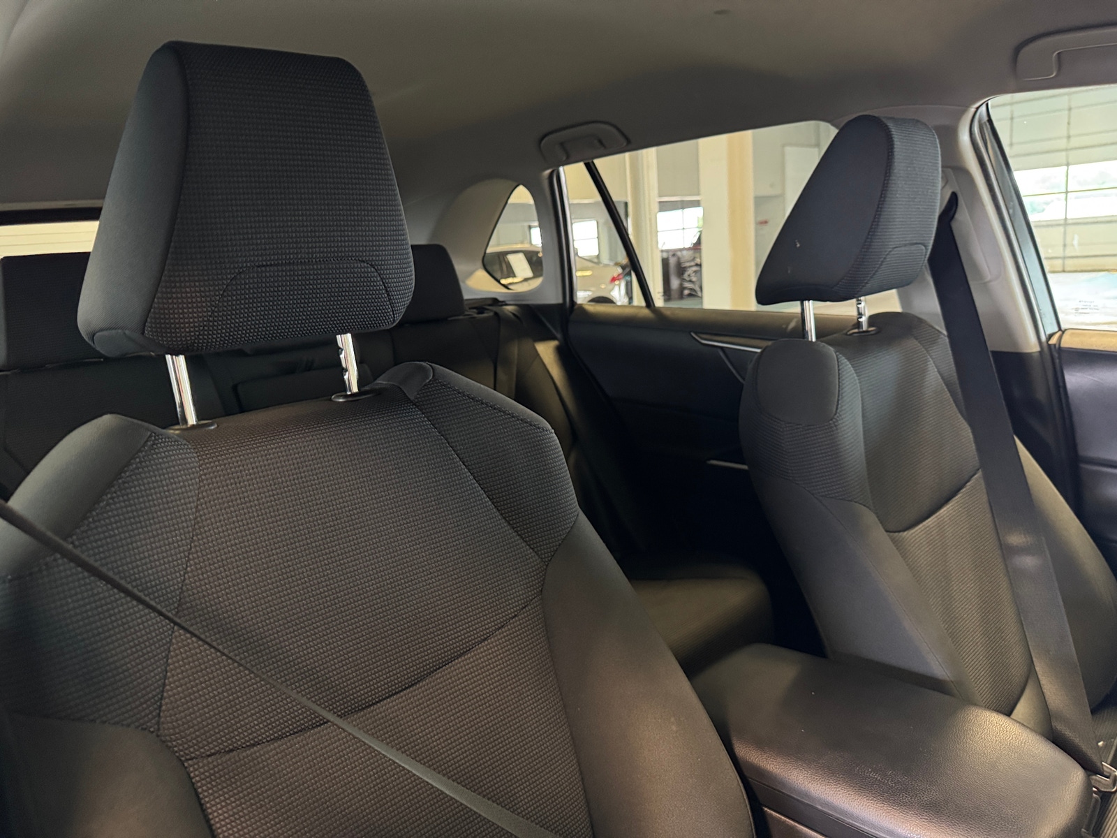 Thumbnail: 2020 Toyota RAV4 - 2